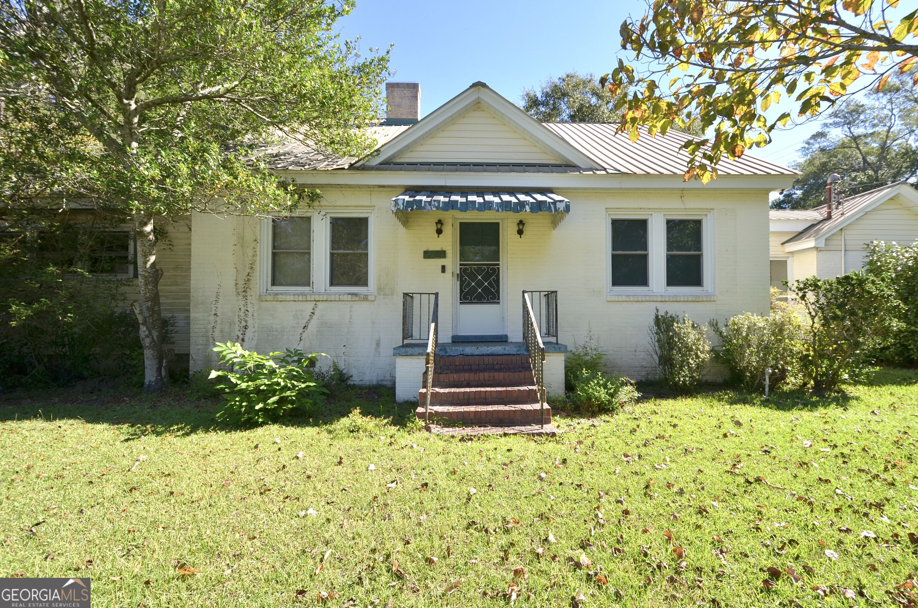5408 Park Street Property Photo 4