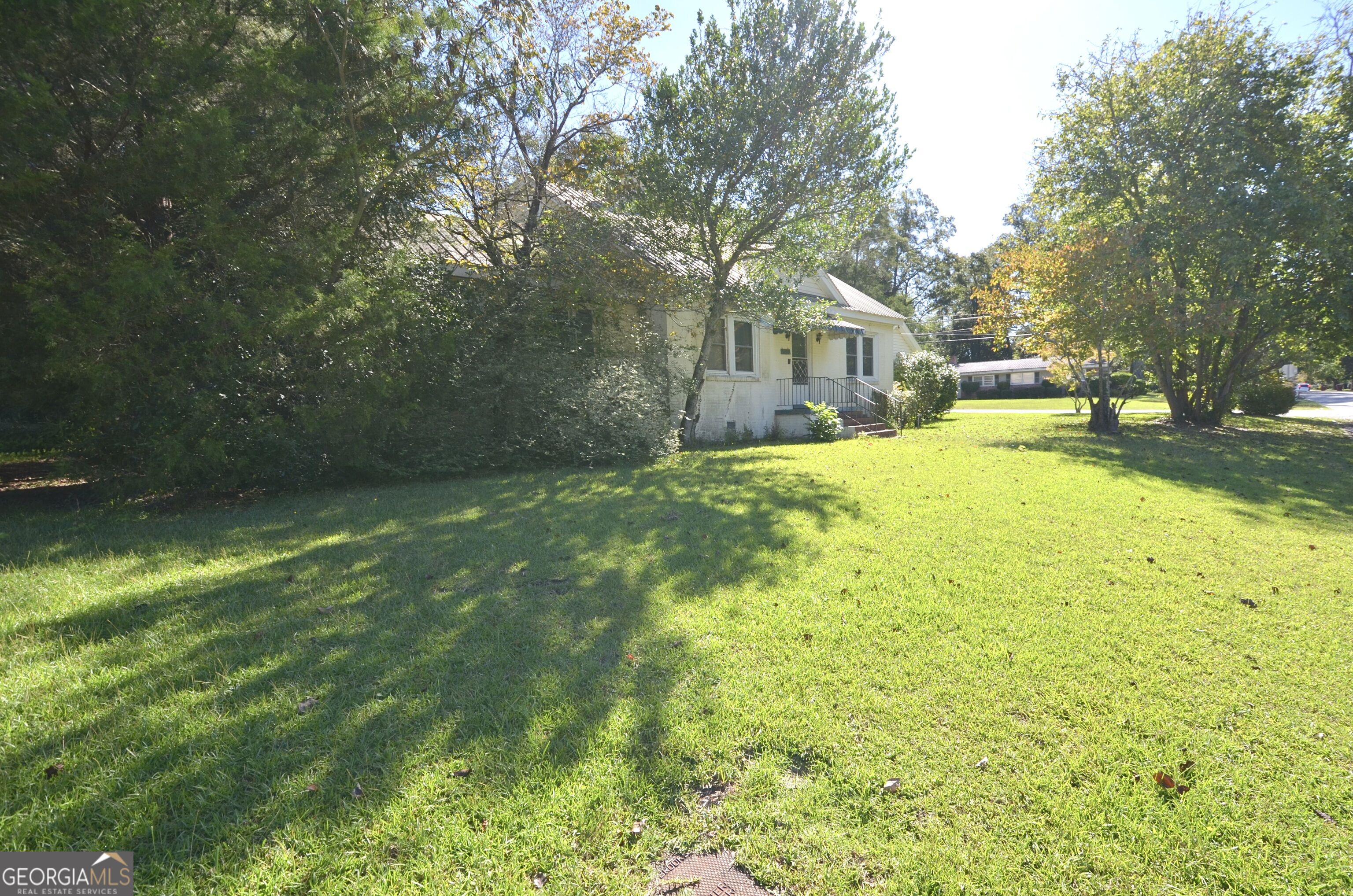 5408 Park Street Property Photo 6