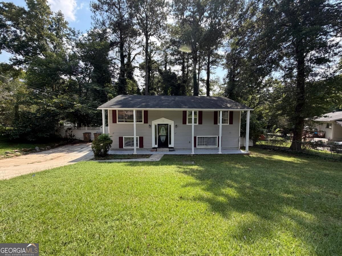 1340 Pineglen Drive Property Photo 1