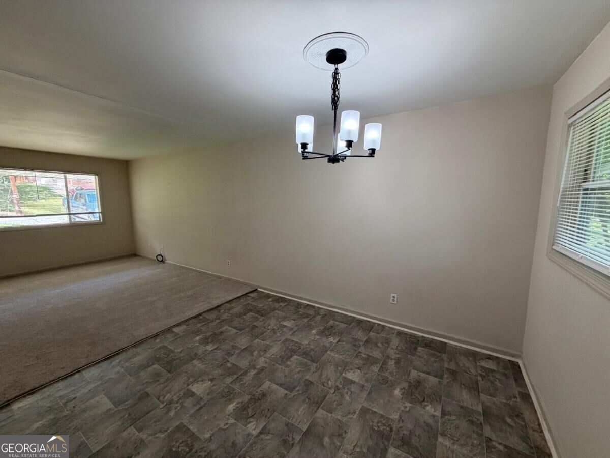 1340 Pineglen Drive Property Photo 4