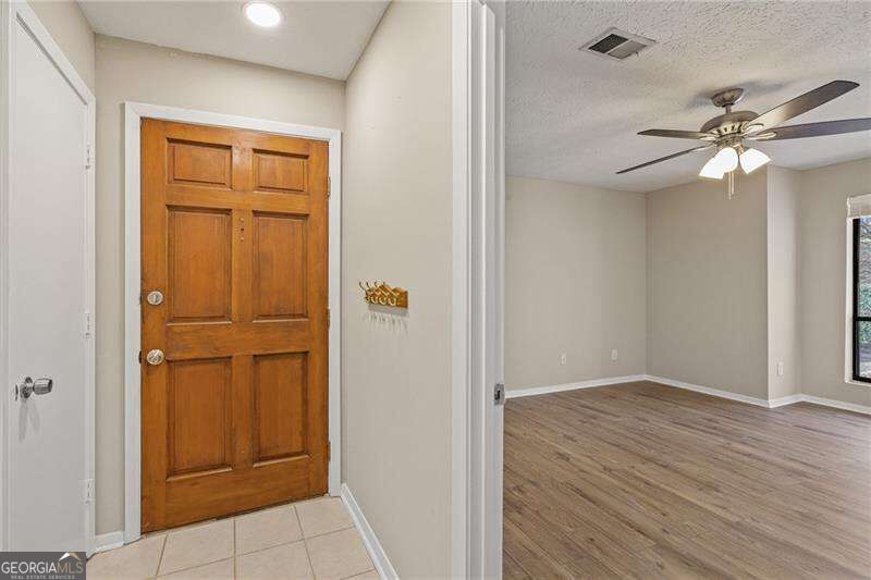 408 Warm Springs Circle Property Photo 20