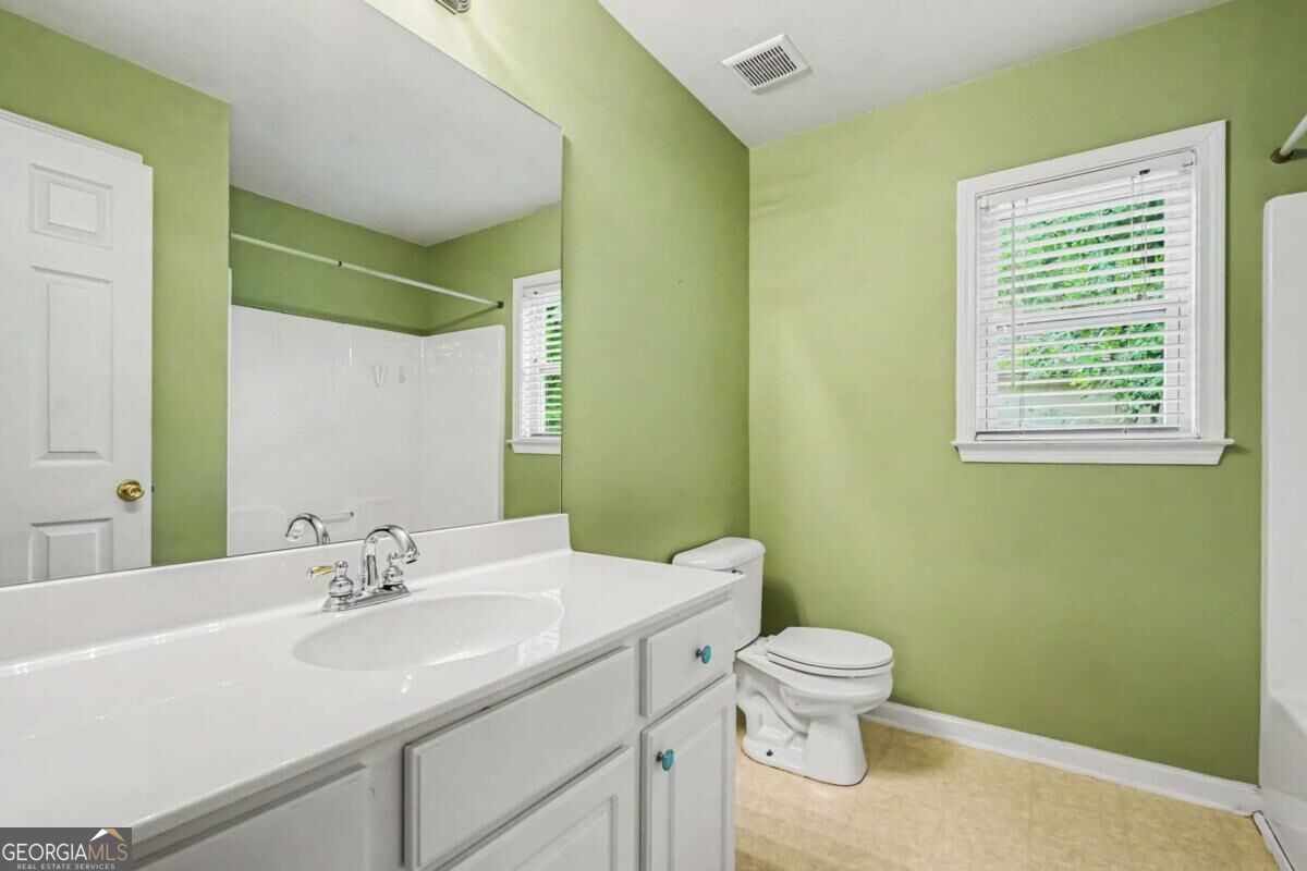 925 Liberty Ives Drive Property Photo 23