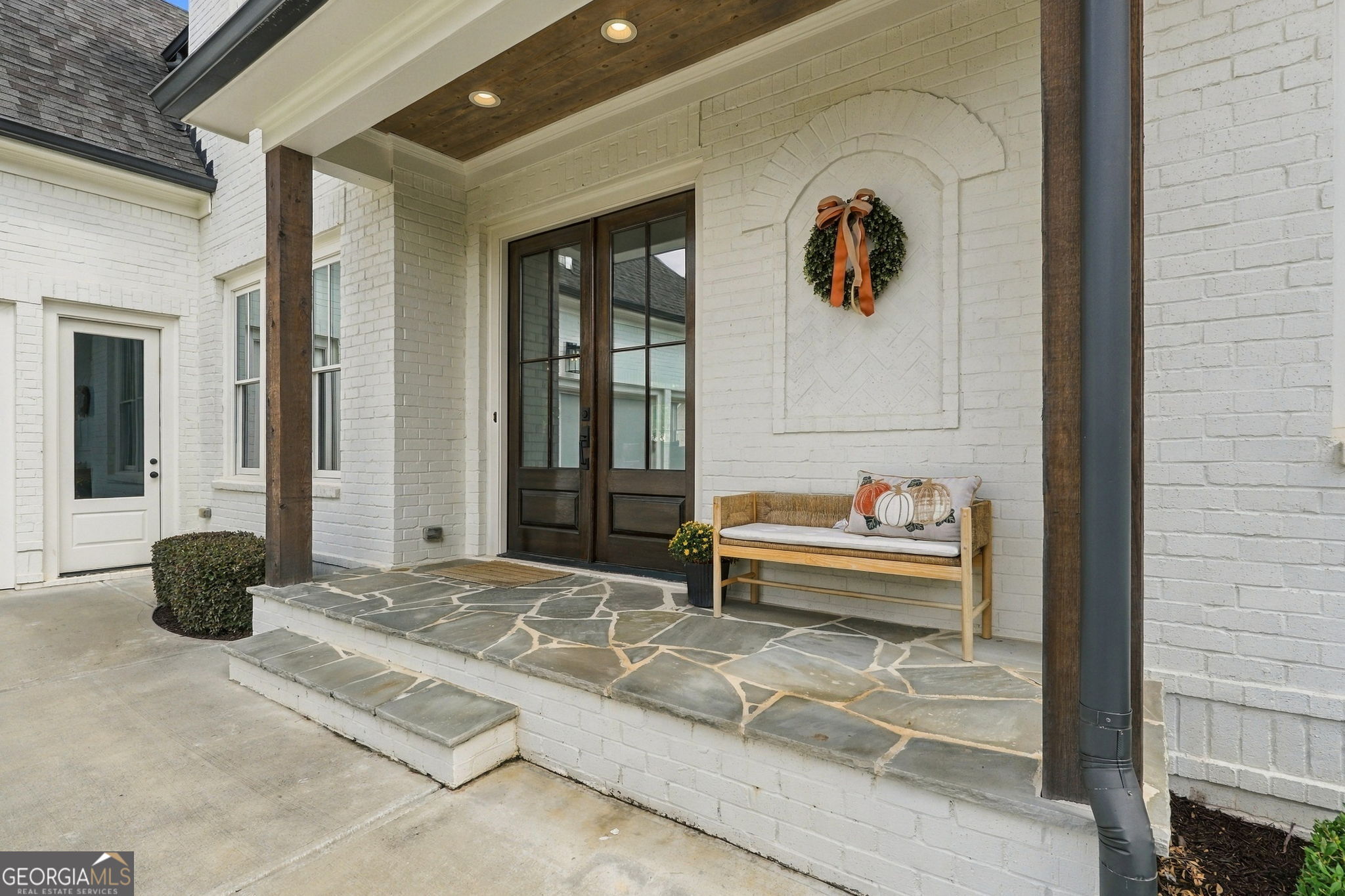 4050 Cottage Park Court Property Photo 2