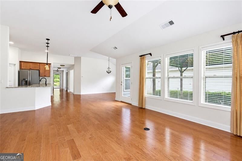 2047 Imperial Pond Property Photo 6