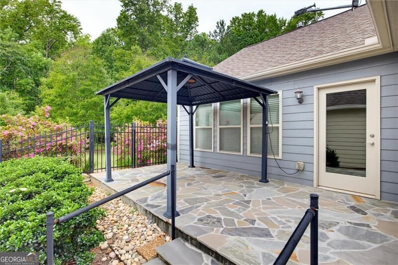 2047 Imperial Pond Property Photo 16