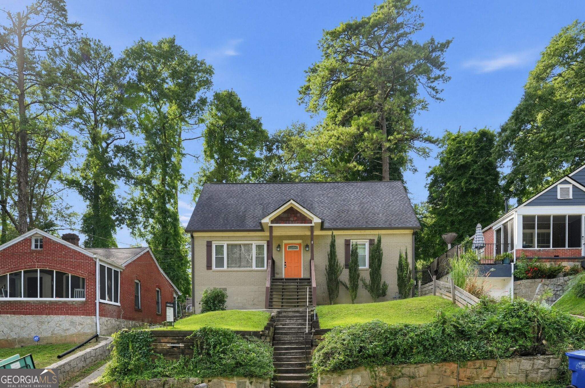 969 Gaston Street SW Property Photo 1