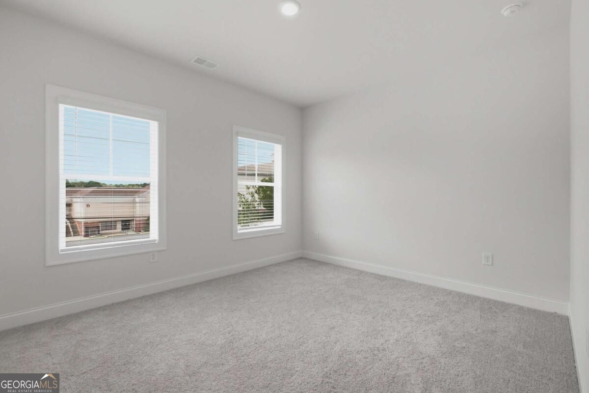 35 Aviation Road Se Property Photo 26