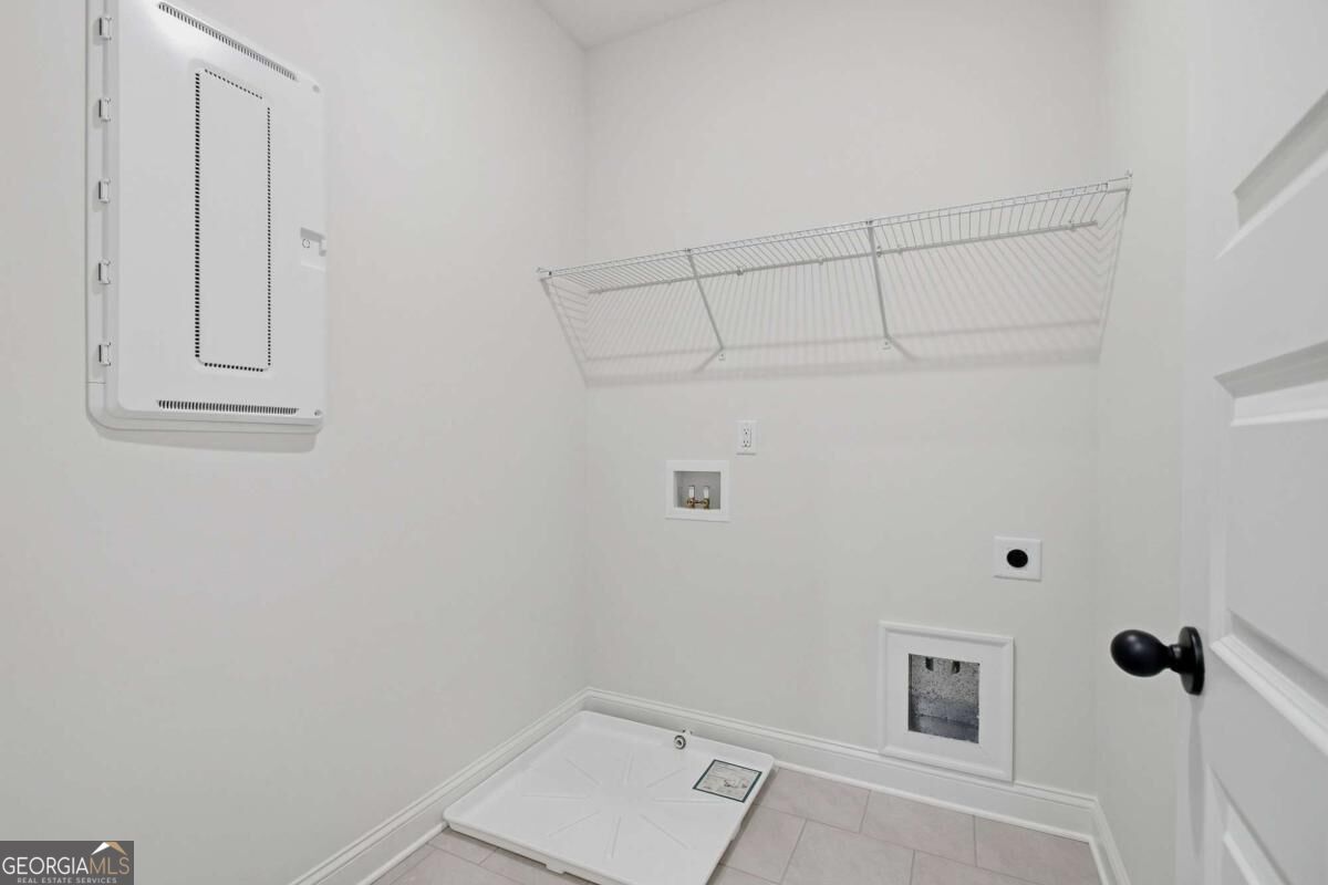 35 Aviation Road Se Property Photo 34
