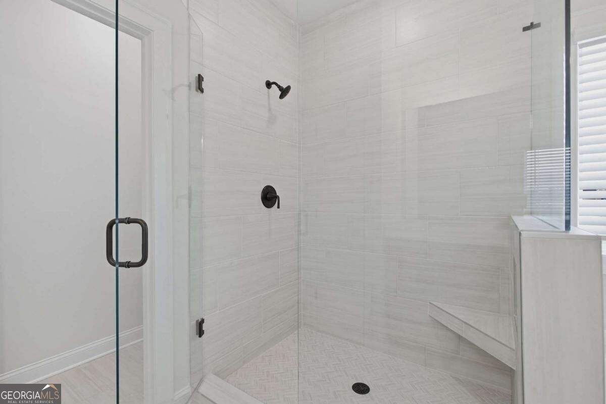 35 Aviation Road Se Property Photo 38