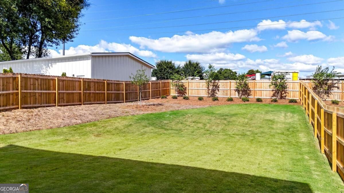 35 Aviation Road Se Property Photo 49