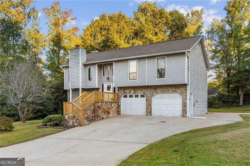 2361 Skyline Ridge Drive Property Photo 2