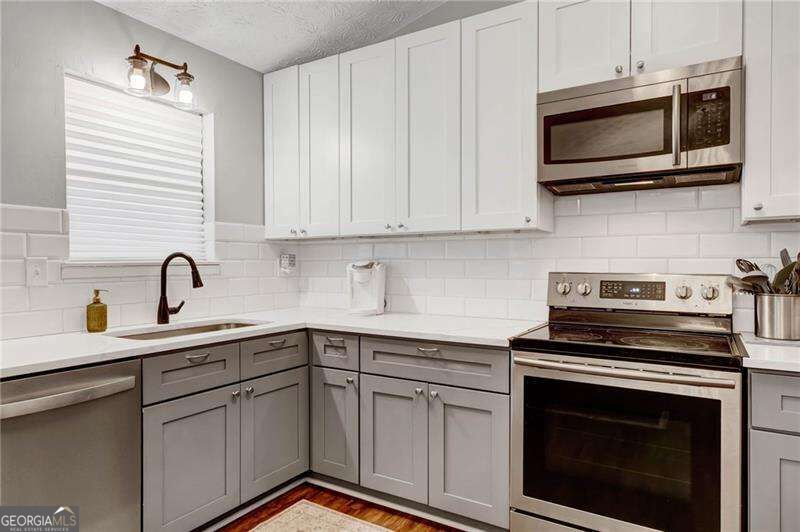 2361 Skyline Ridge Drive Property Photo 14