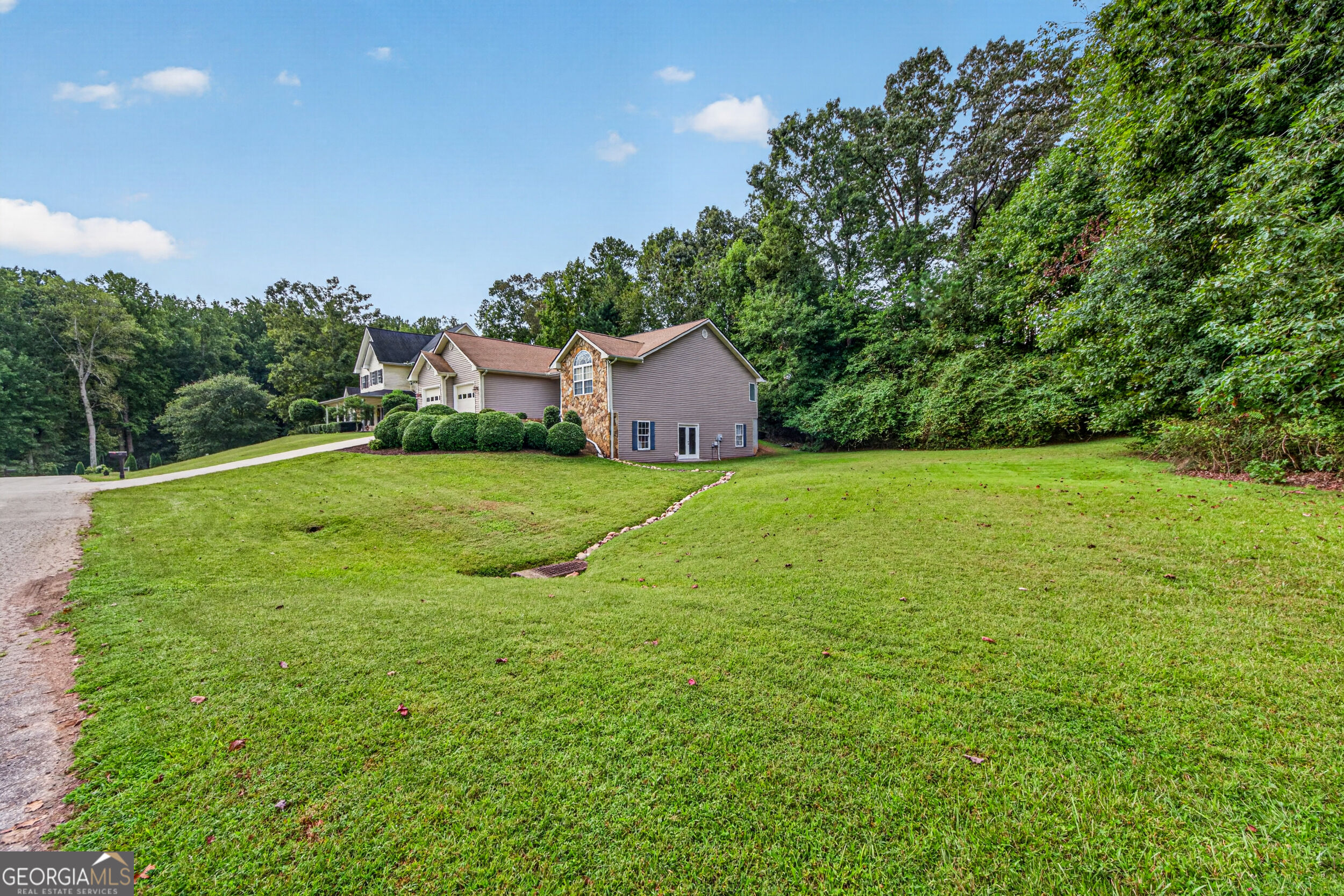 223 Stonebrook Drive Property Photo 37