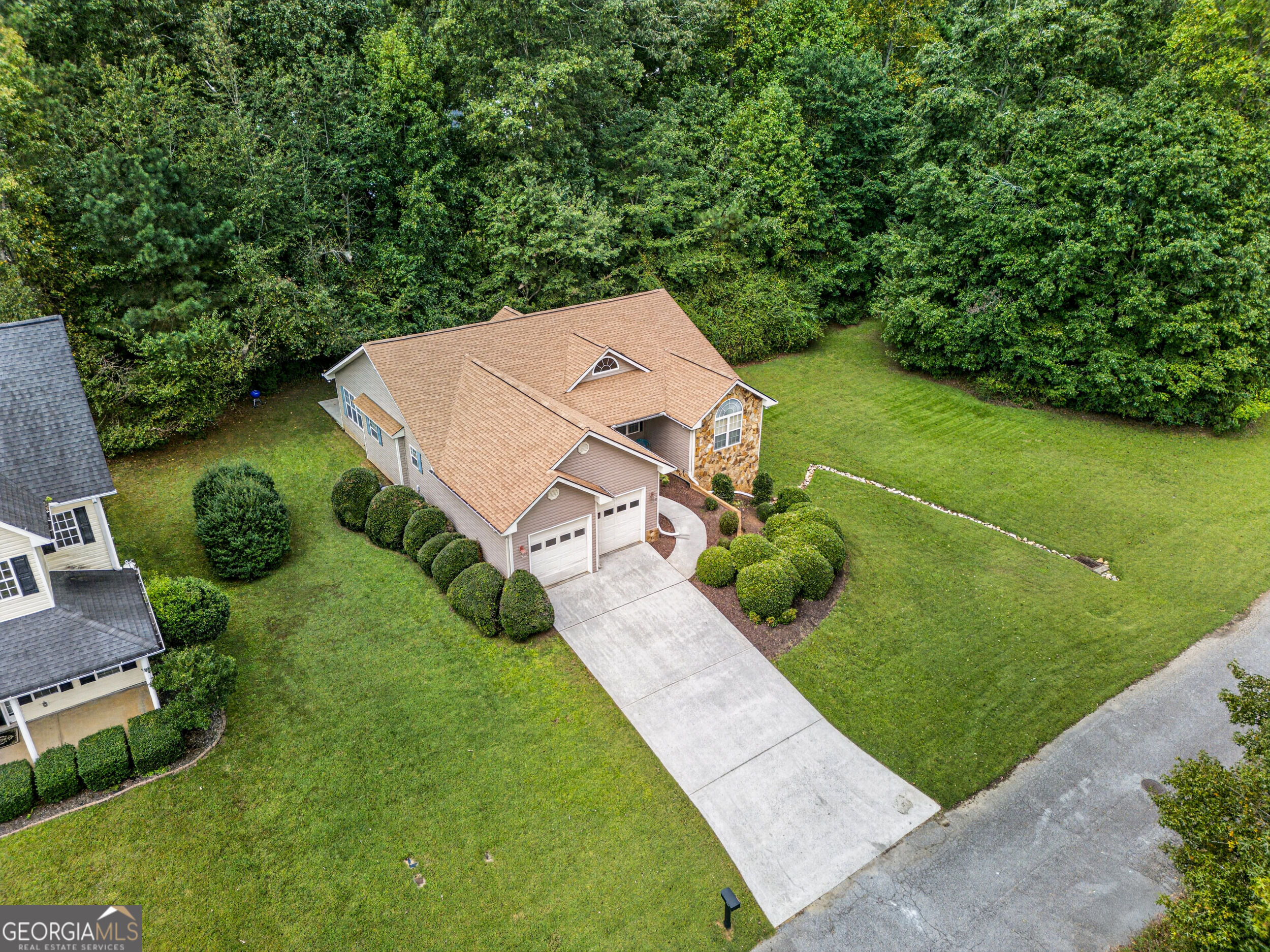 223 Stonebrook Drive Property Photo 43