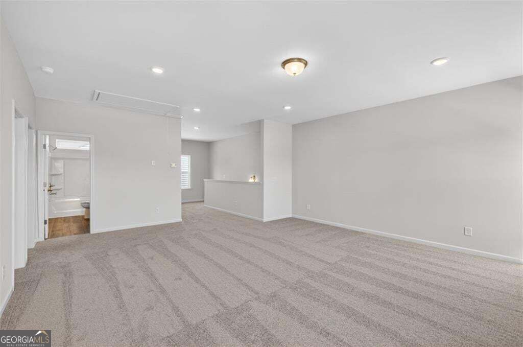 709 Sinclair Lane Property Photo 28