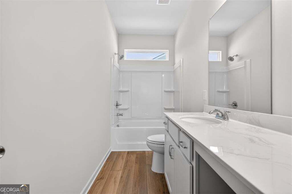 709 Sinclair Lane Property Photo 36