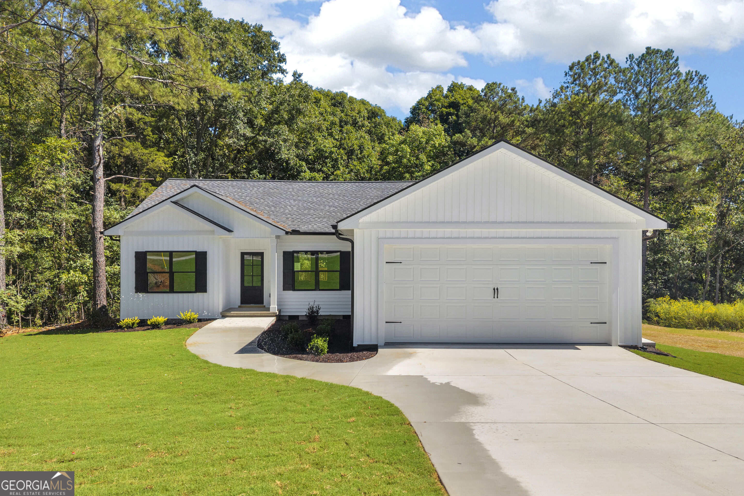 64 Harbor Heights Circle Property Photo 1