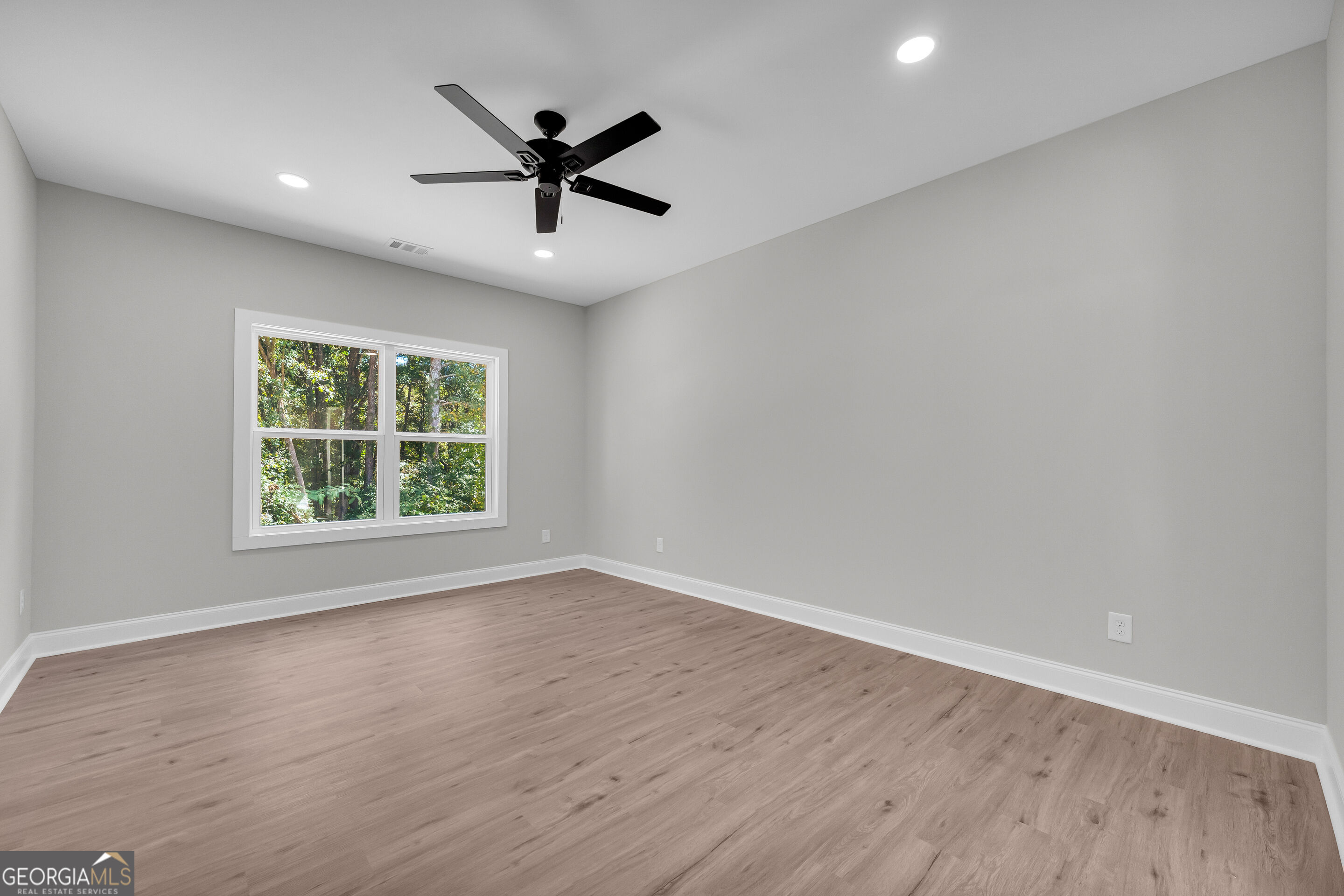 64 Harbor Heights Circle Property Photo 14