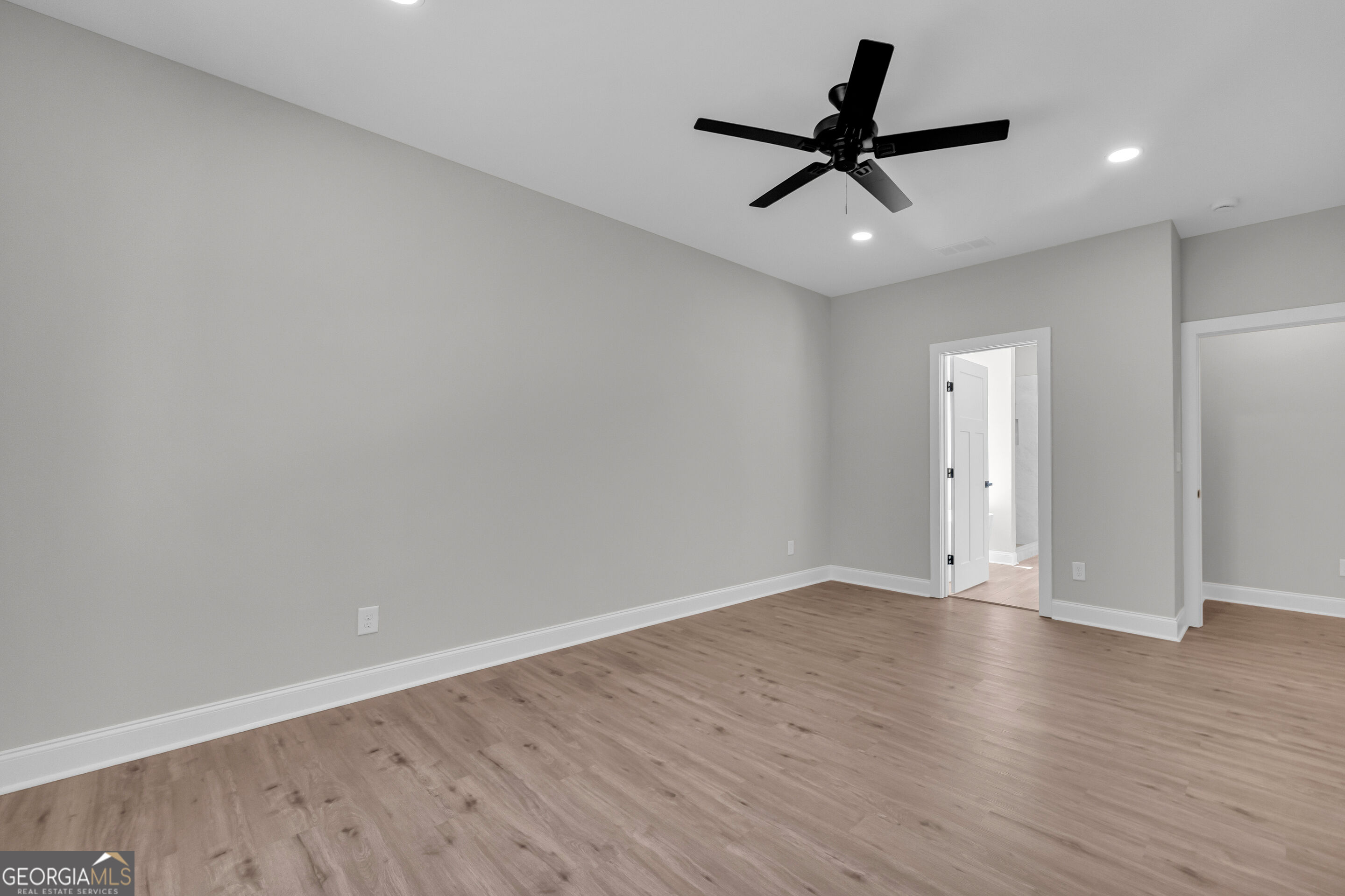 64 Harbor Heights Circle Property Photo 15