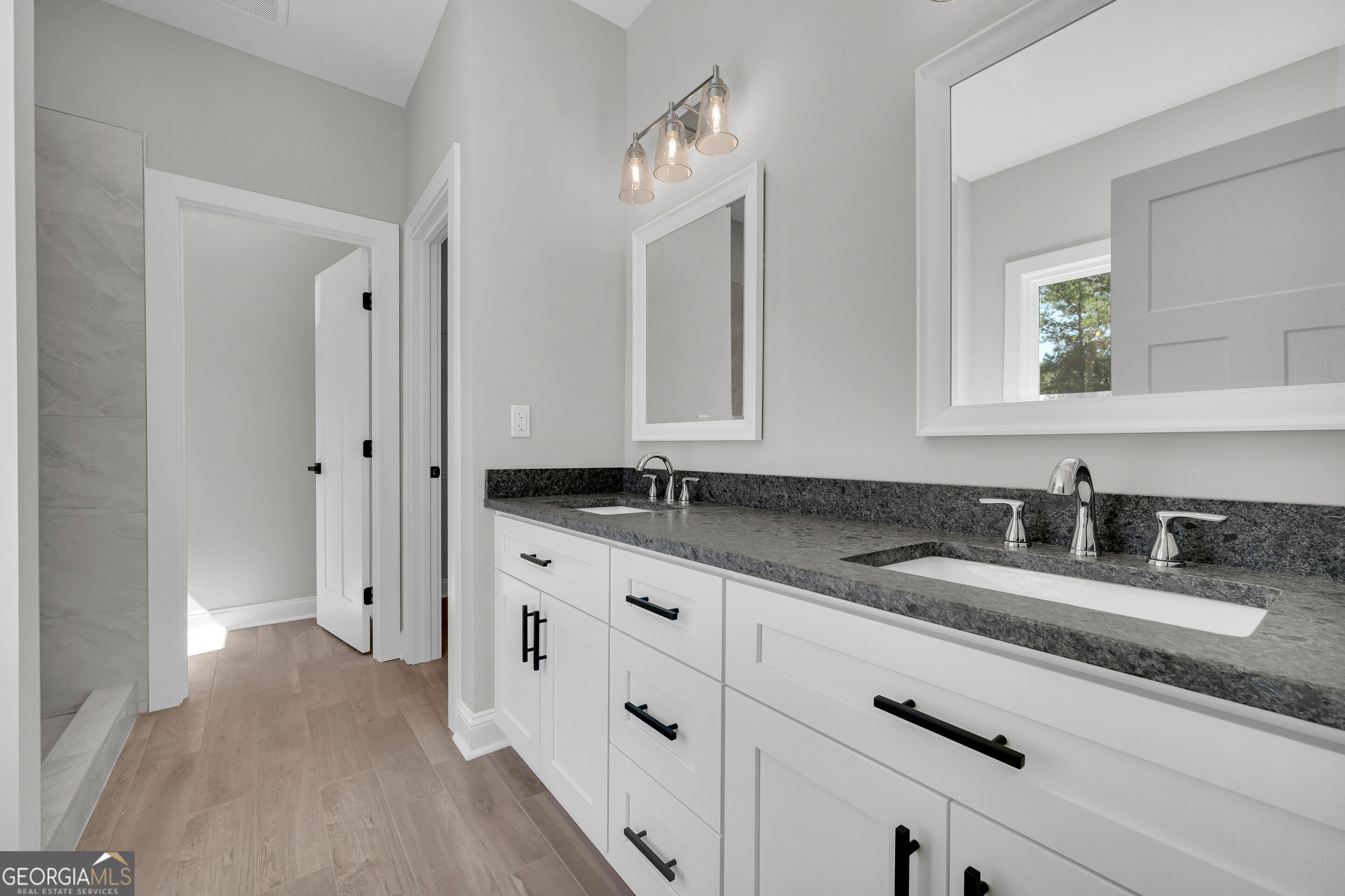 64 Harbor Heights Circle Property Photo 16