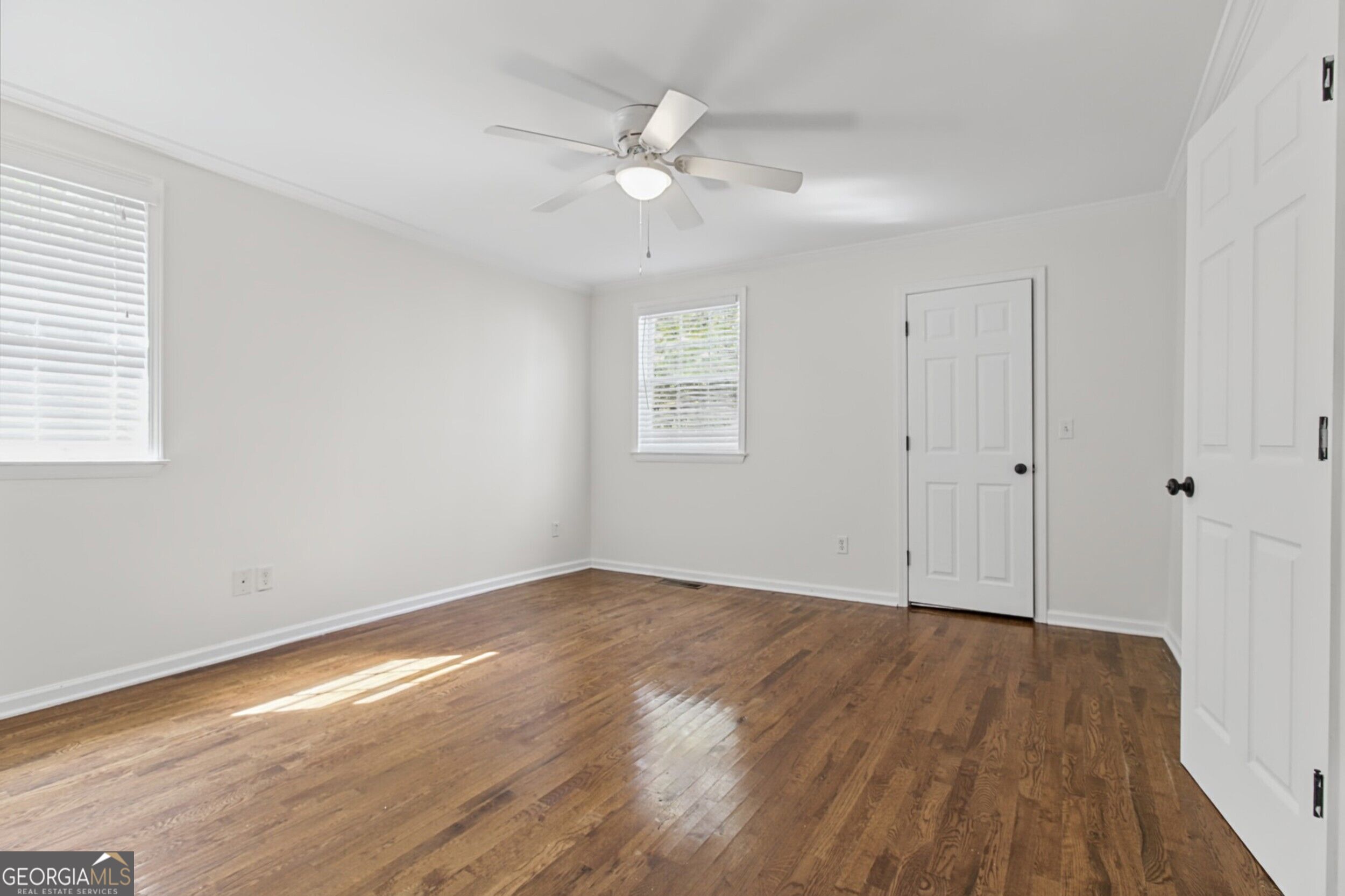 1726 Jobeth Avenue Se Property Photo 11