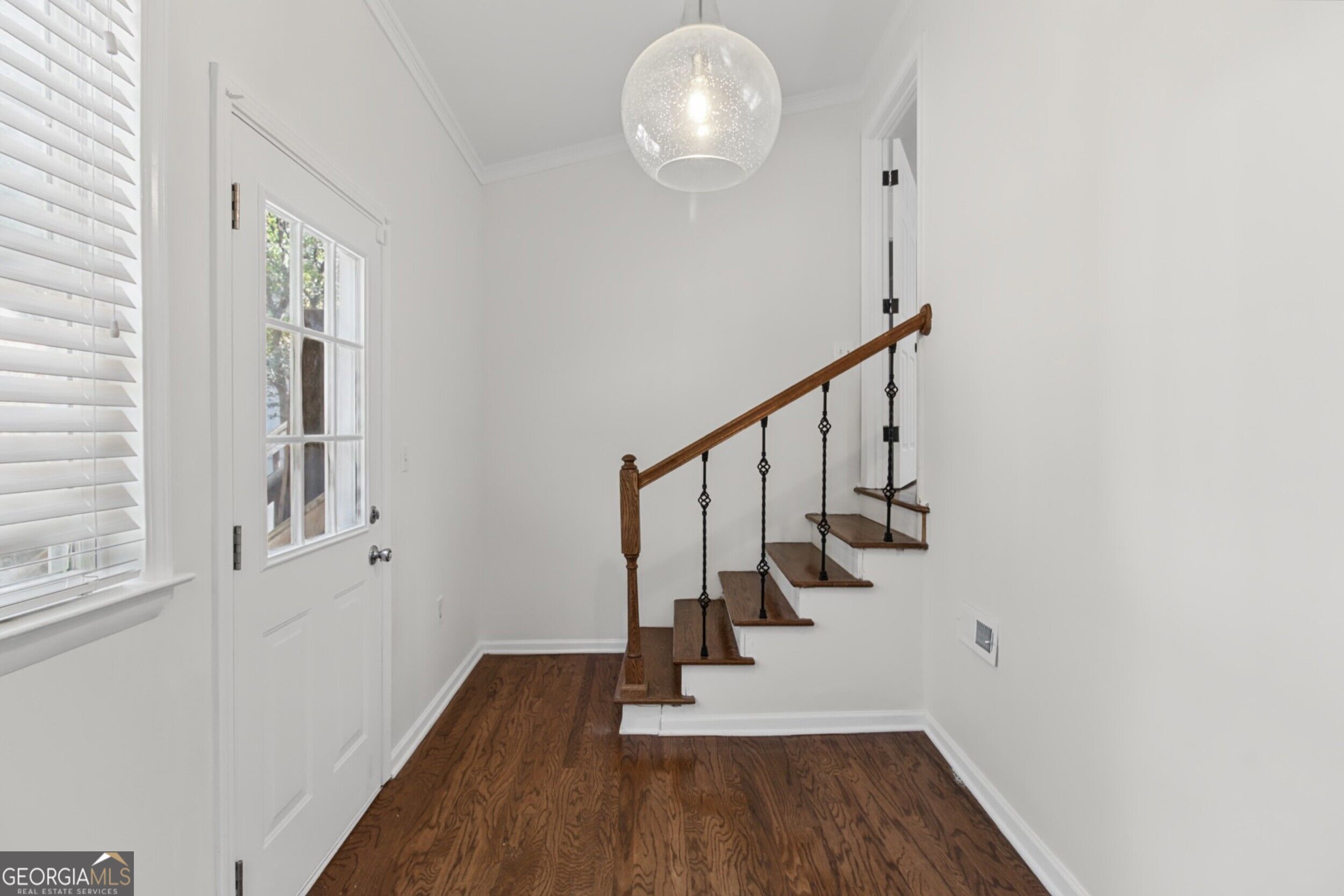 1726 Jobeth Avenue Se Property Photo 16
