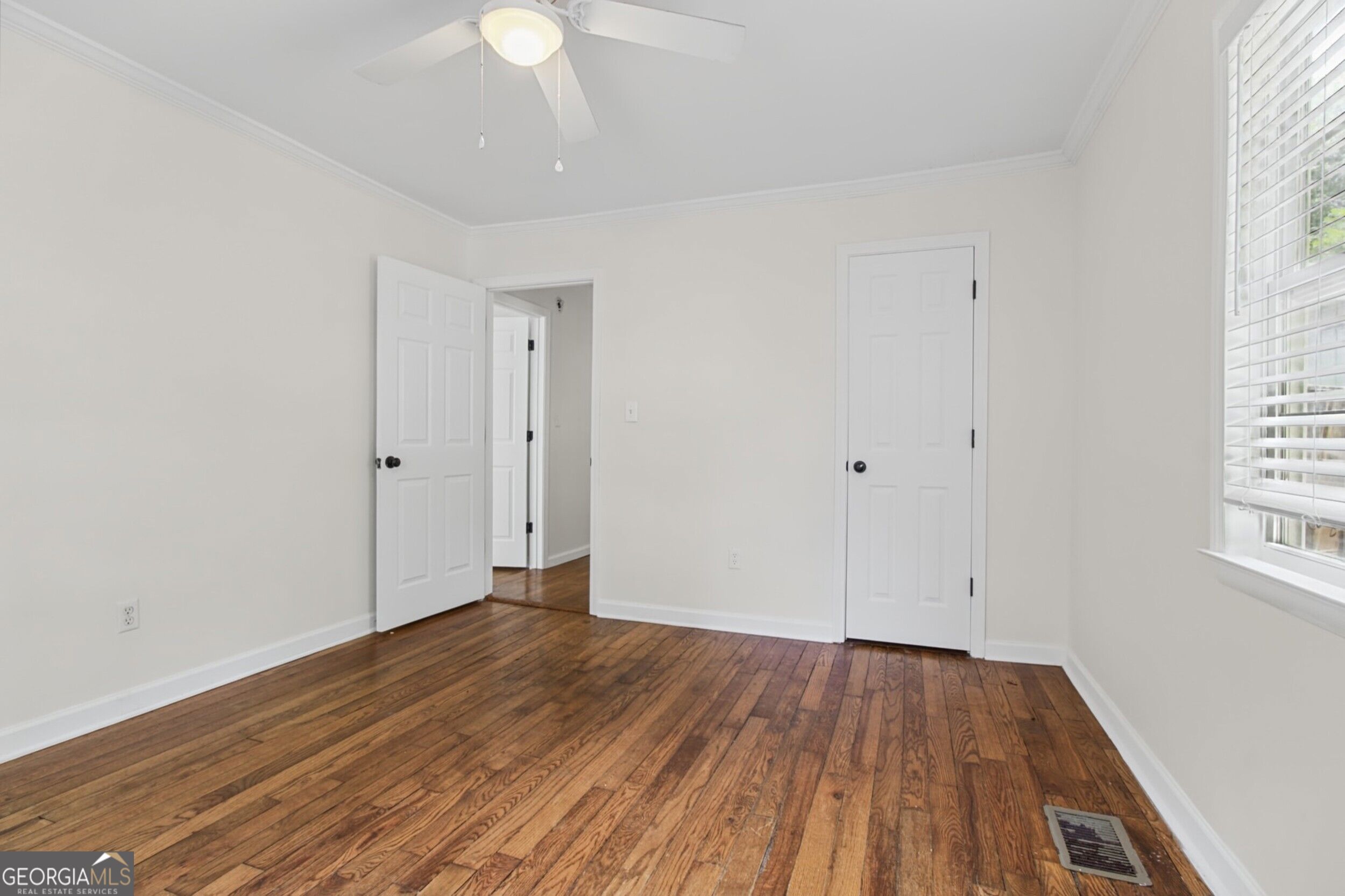 1726 Jobeth Avenue Se Property Photo 18