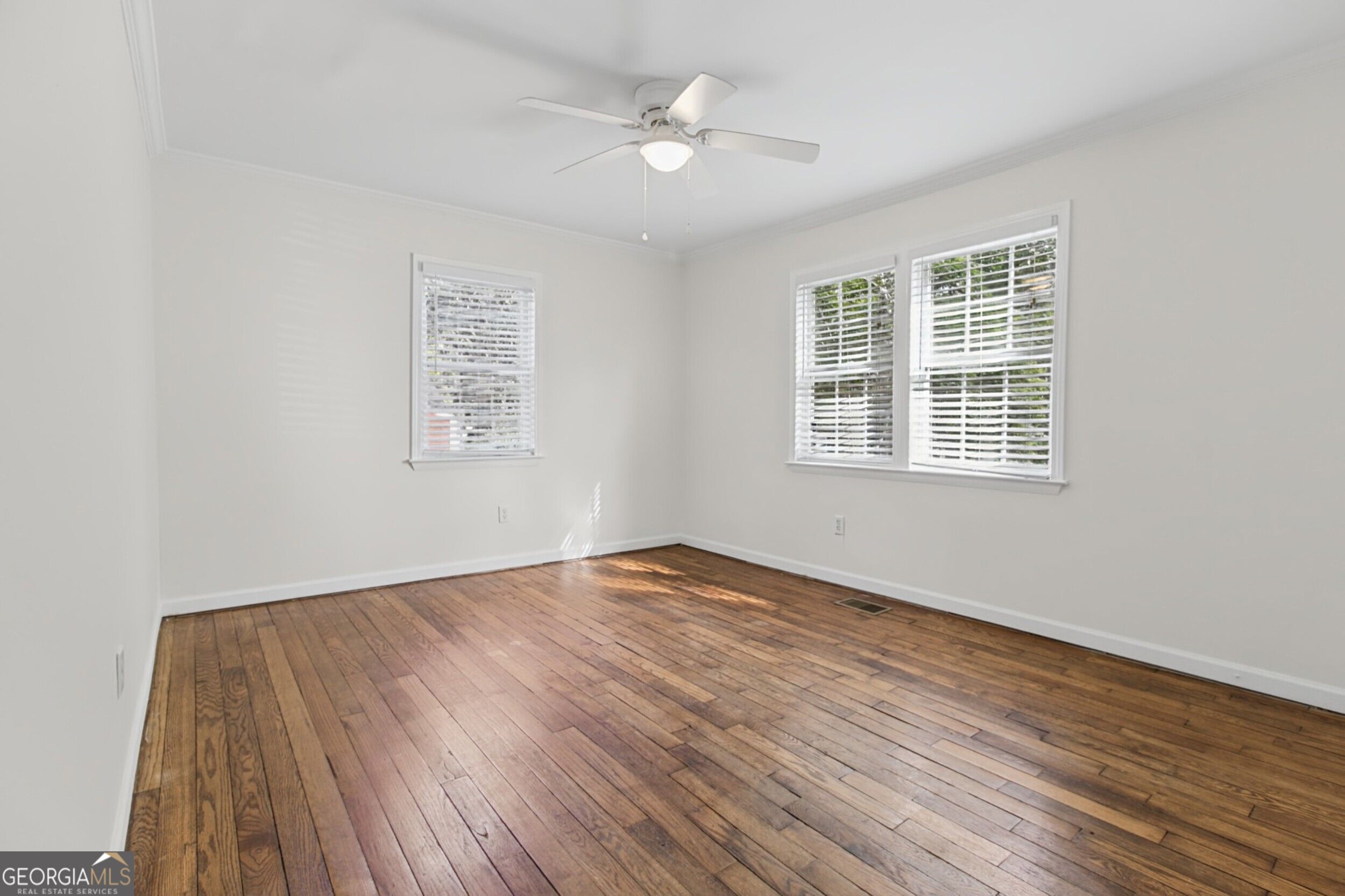 1726 Jobeth Avenue Se Property Photo 19