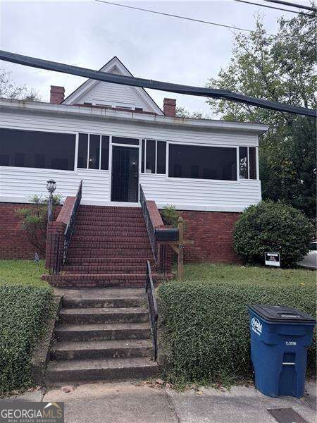 988 North Avenue Property Photo 1