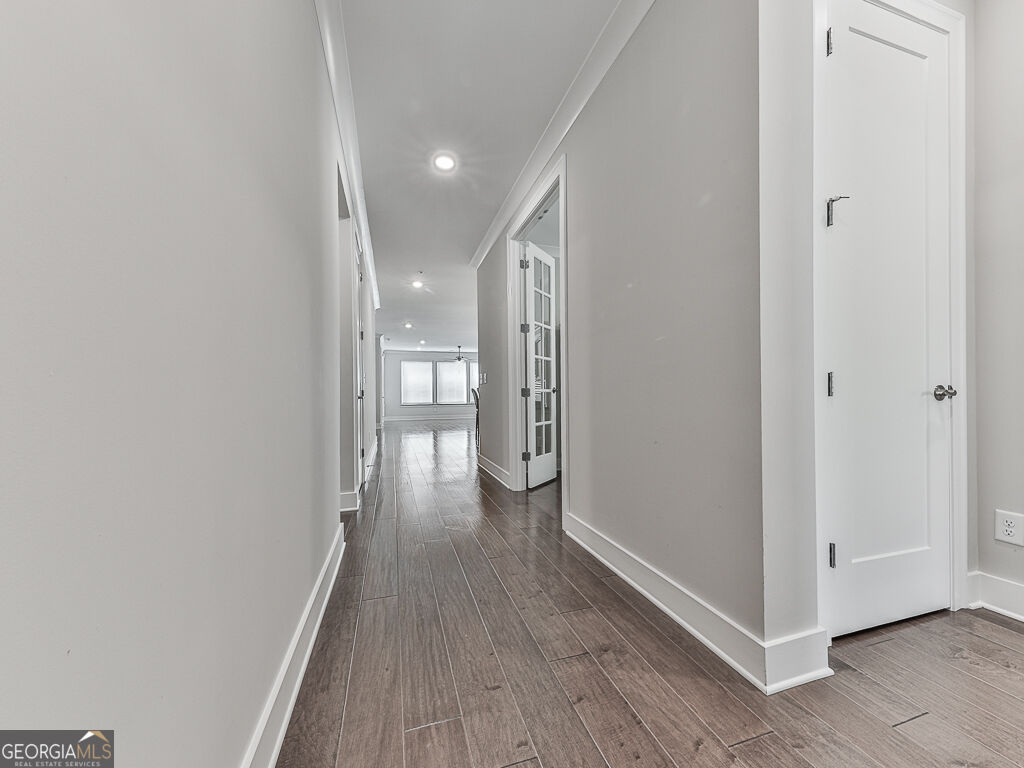 711 Rising Moon Drive Property Photo 2