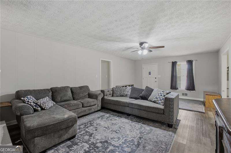 45 Bishop Road Nw Property Photo 4