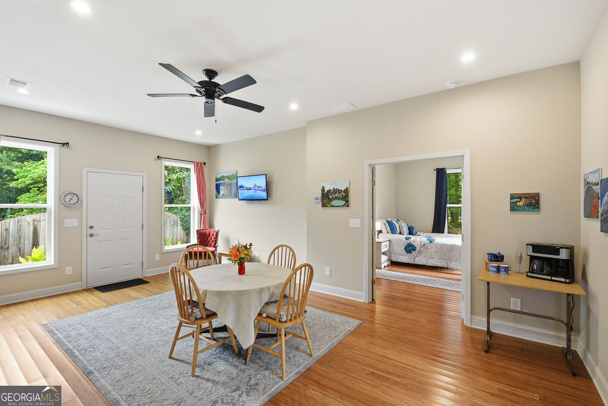 3844 Princeton Oaks Nw Property Photo 13