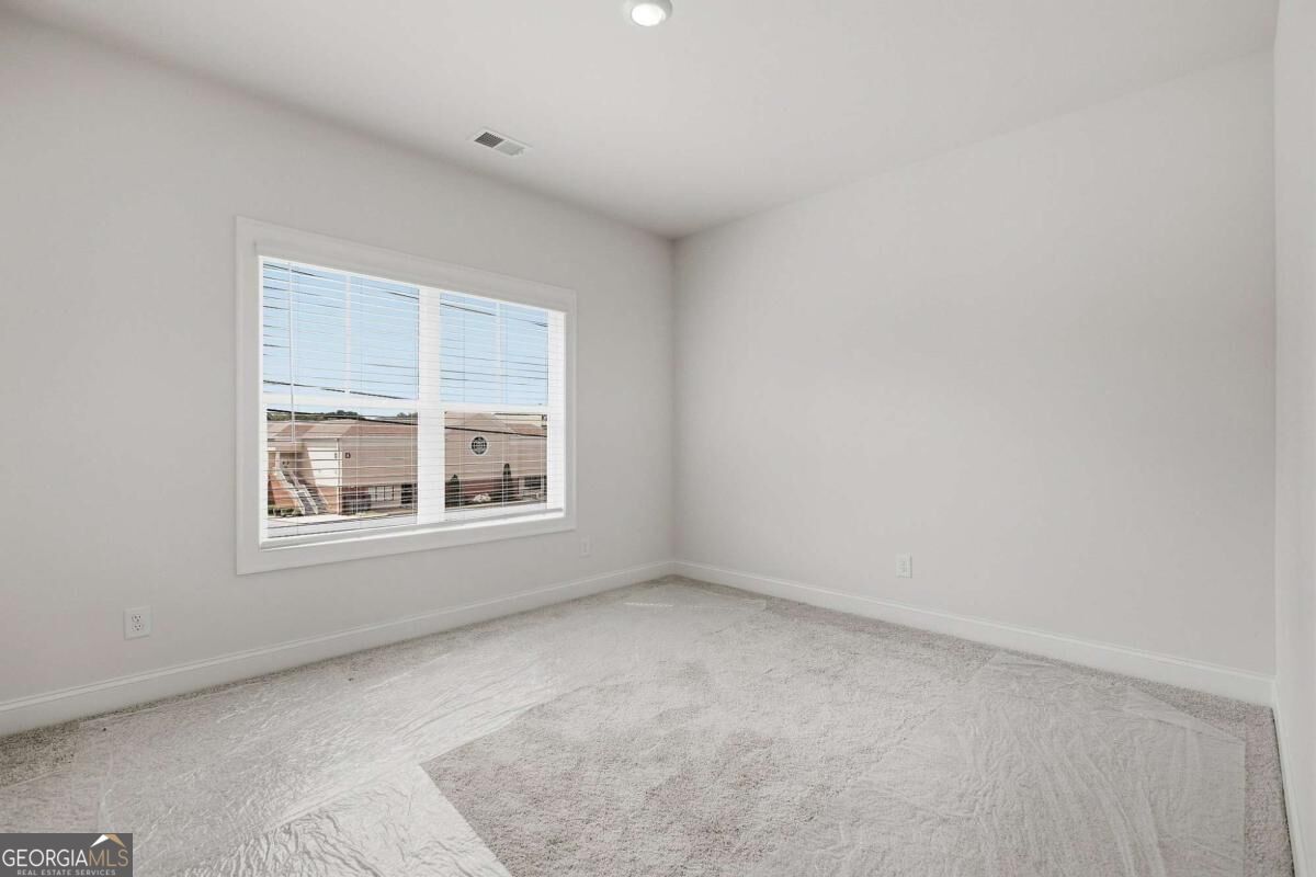 41 Aviation Road Se Property Photo 25