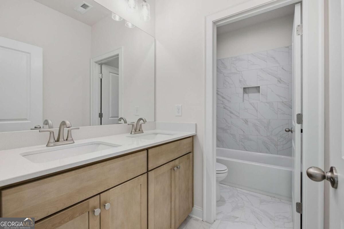 41 Aviation Road Se Property Photo 29