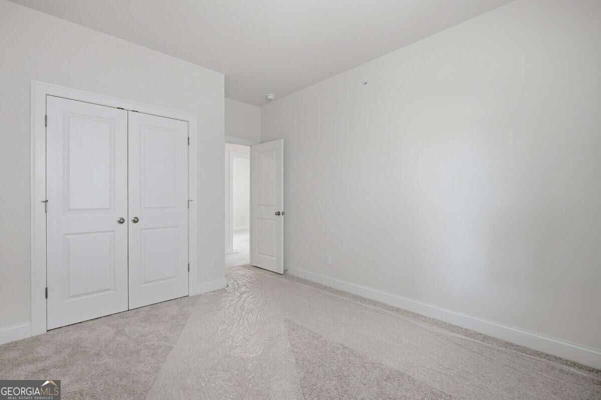 41 Aviation Road Se Property Photo 32