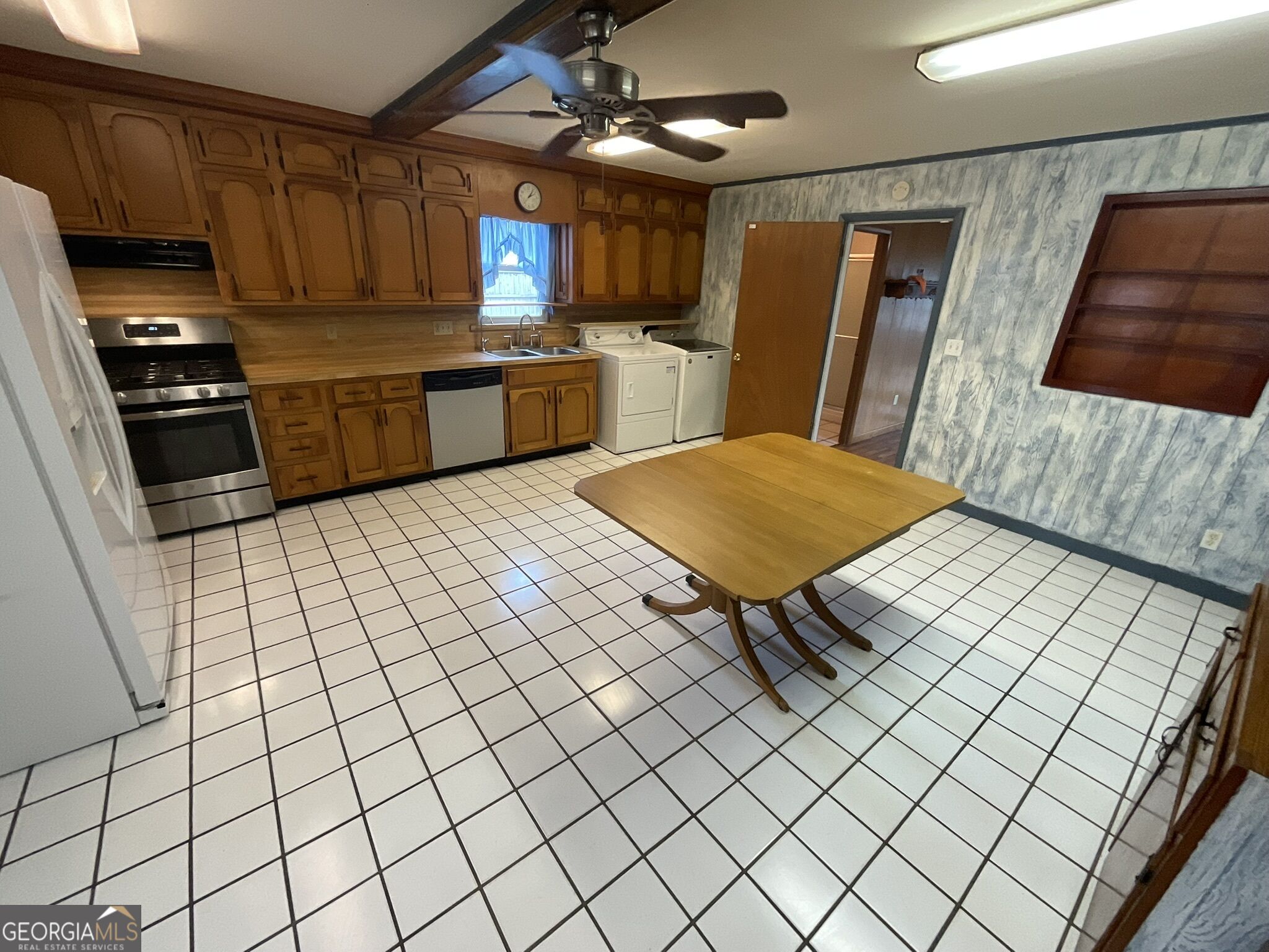 203 Bishop Circle Property Photo 22