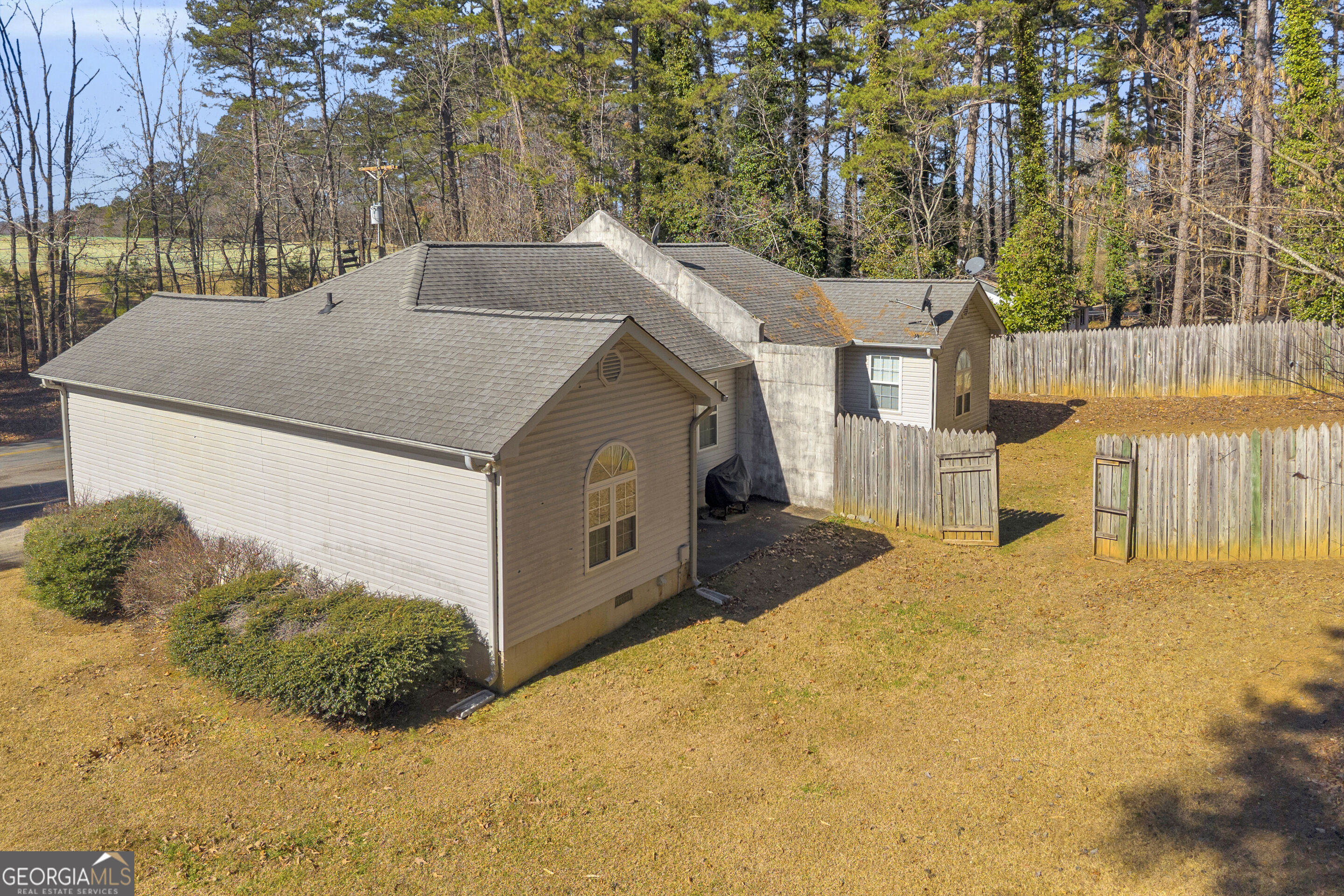 688 Property Photo 10