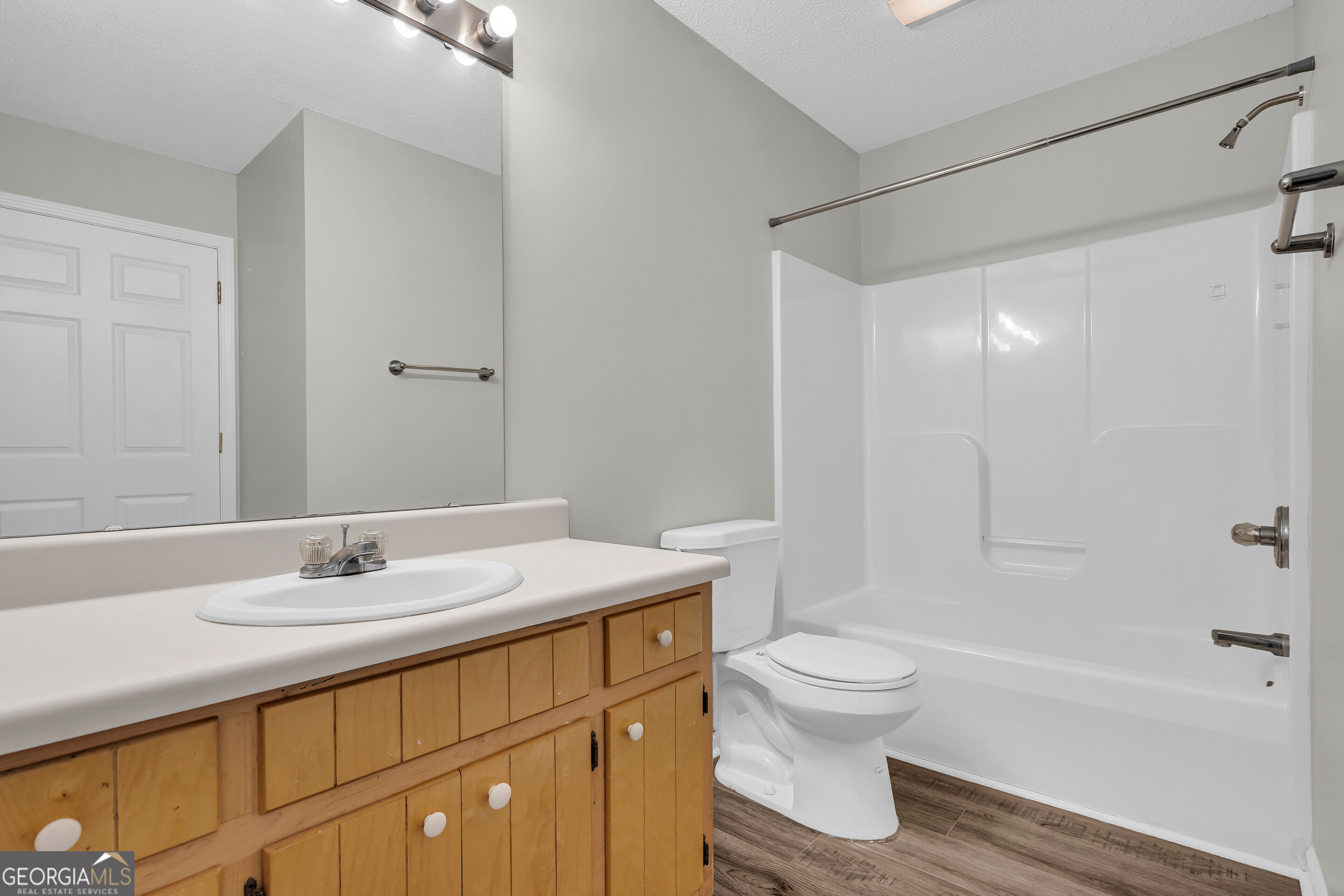 688 Property Photo 20