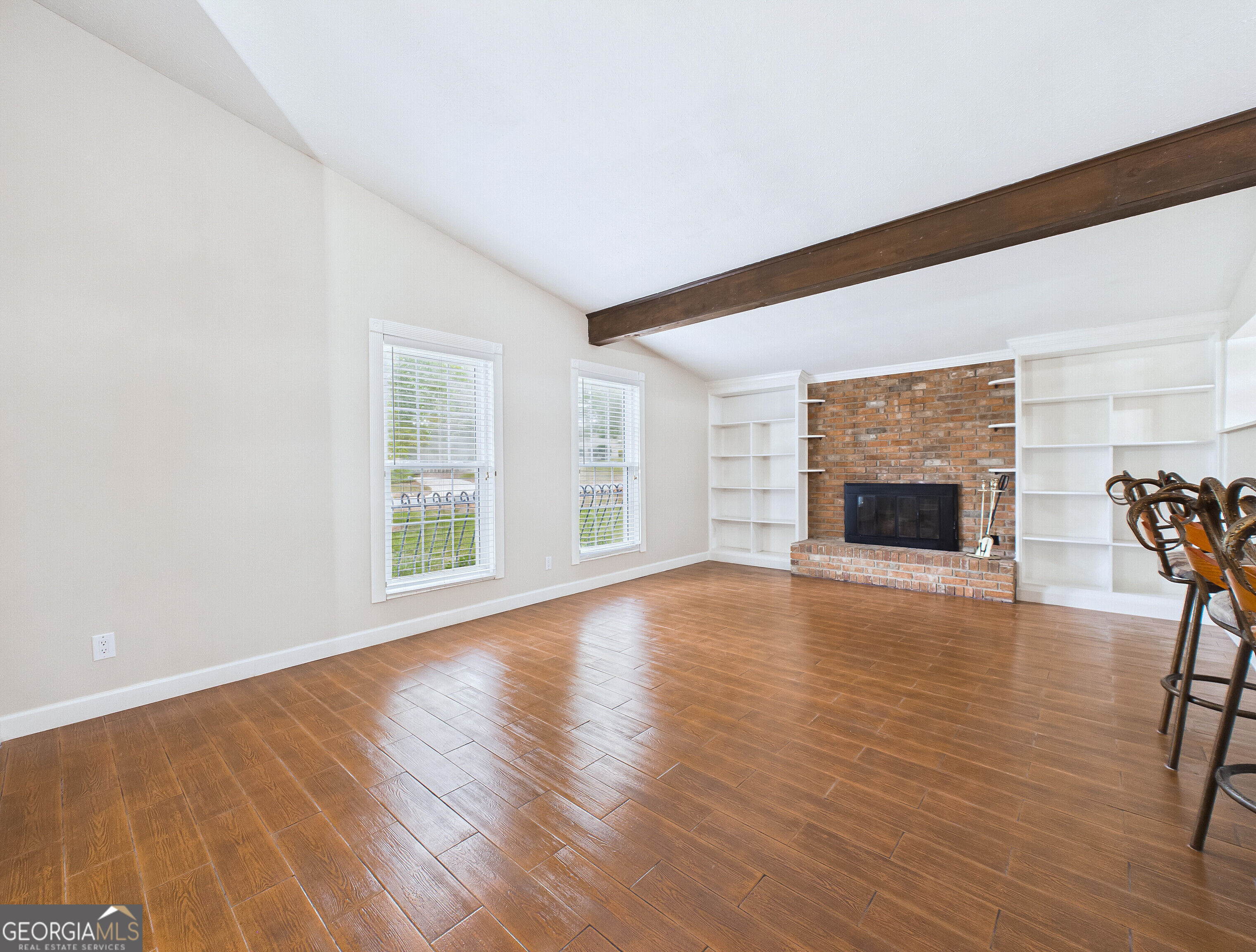 117 Lake Front Drive Property Photo 15