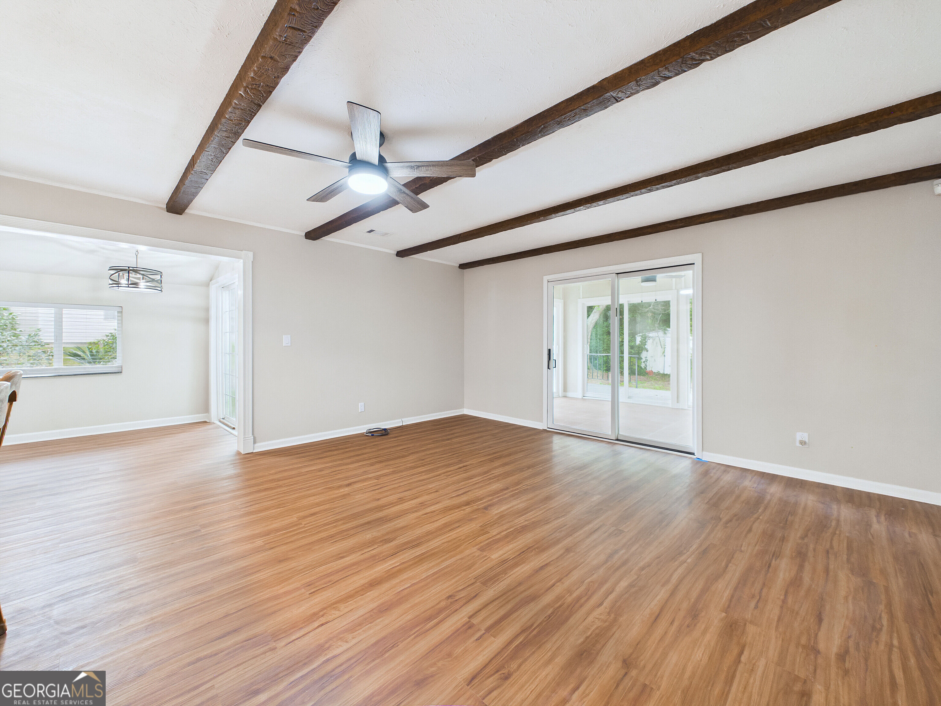 117 Lake Front Drive Property Photo 39