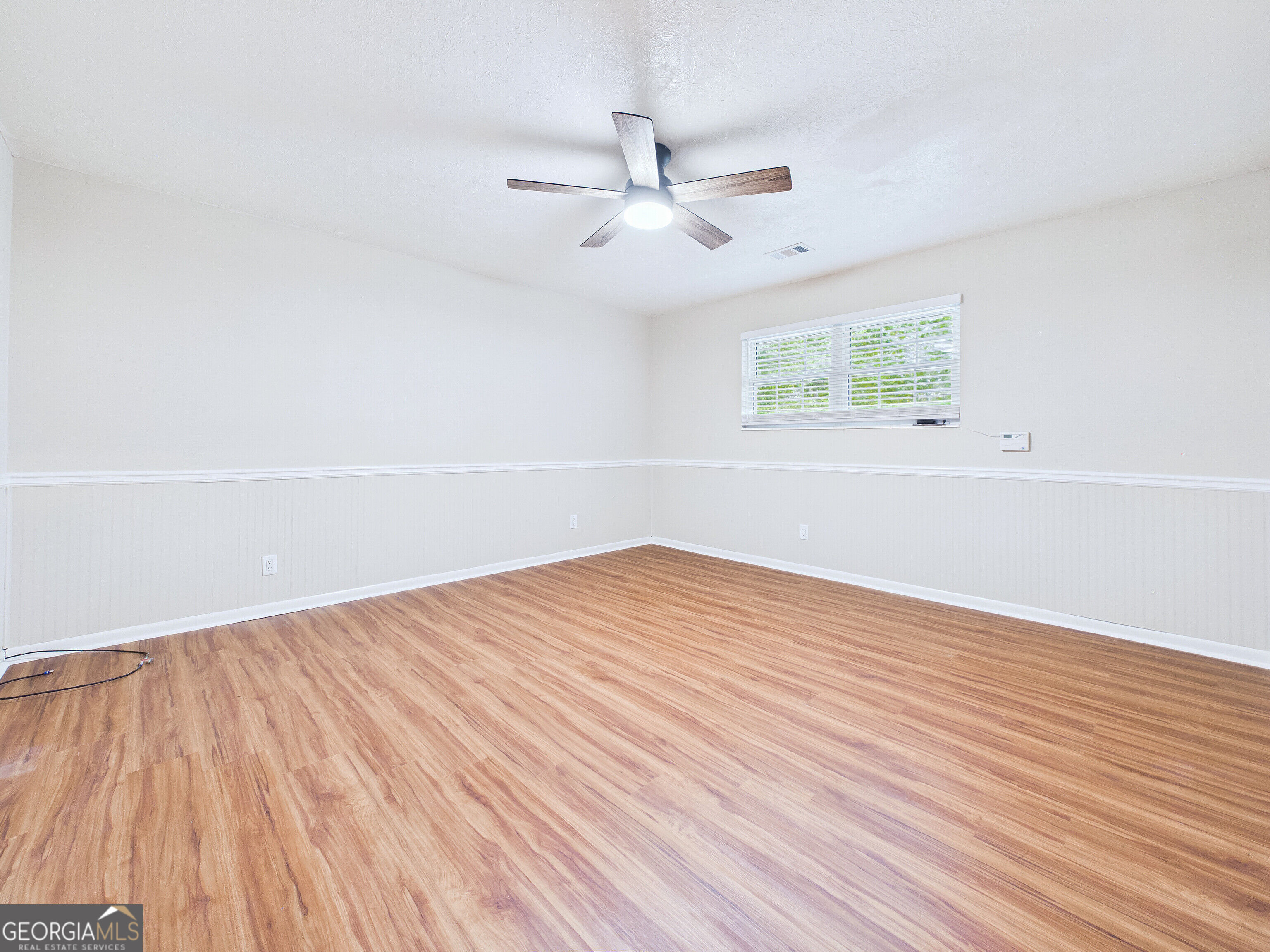 117 Lake Front Drive Property Photo 54