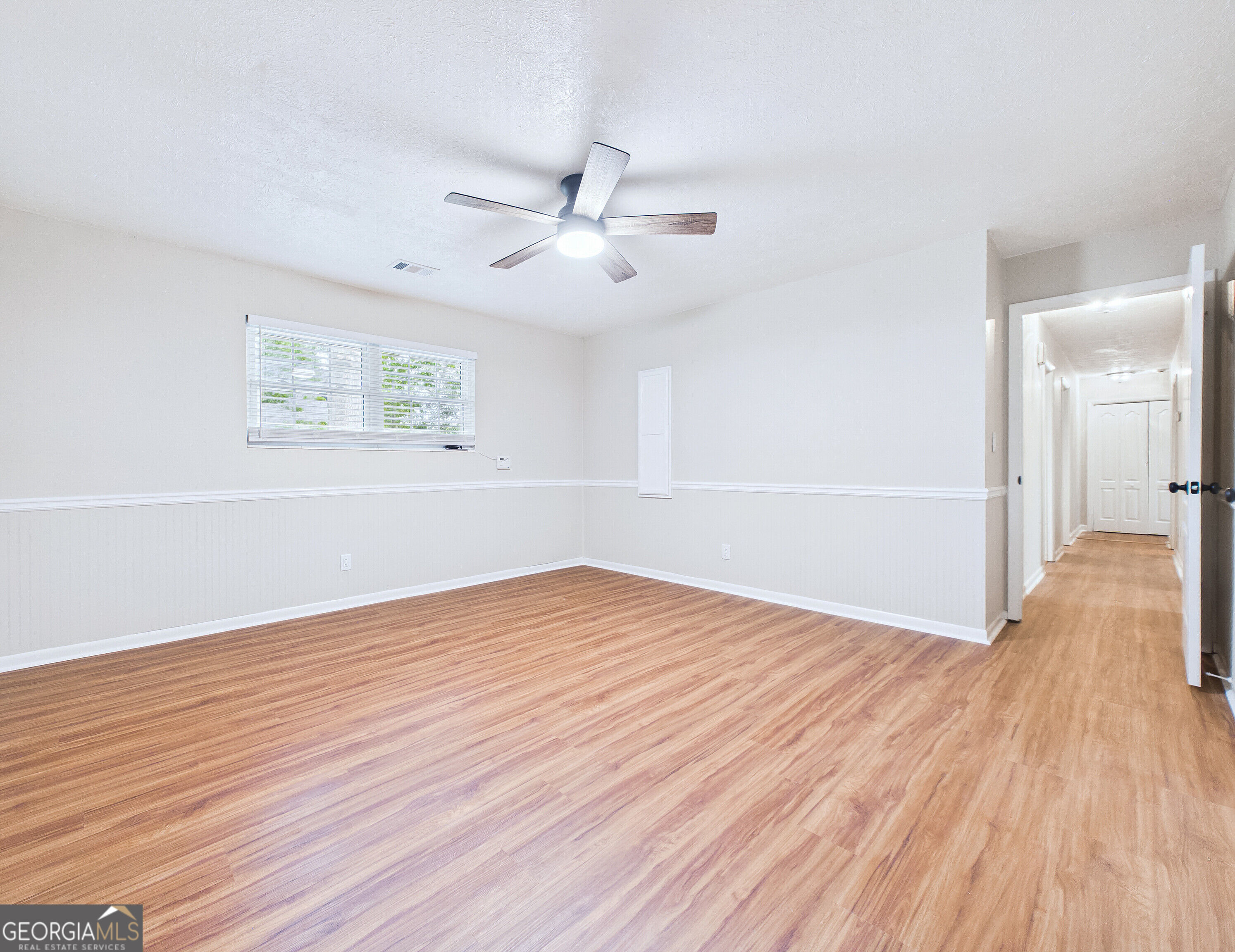 117 Lake Front Drive Property Photo 55