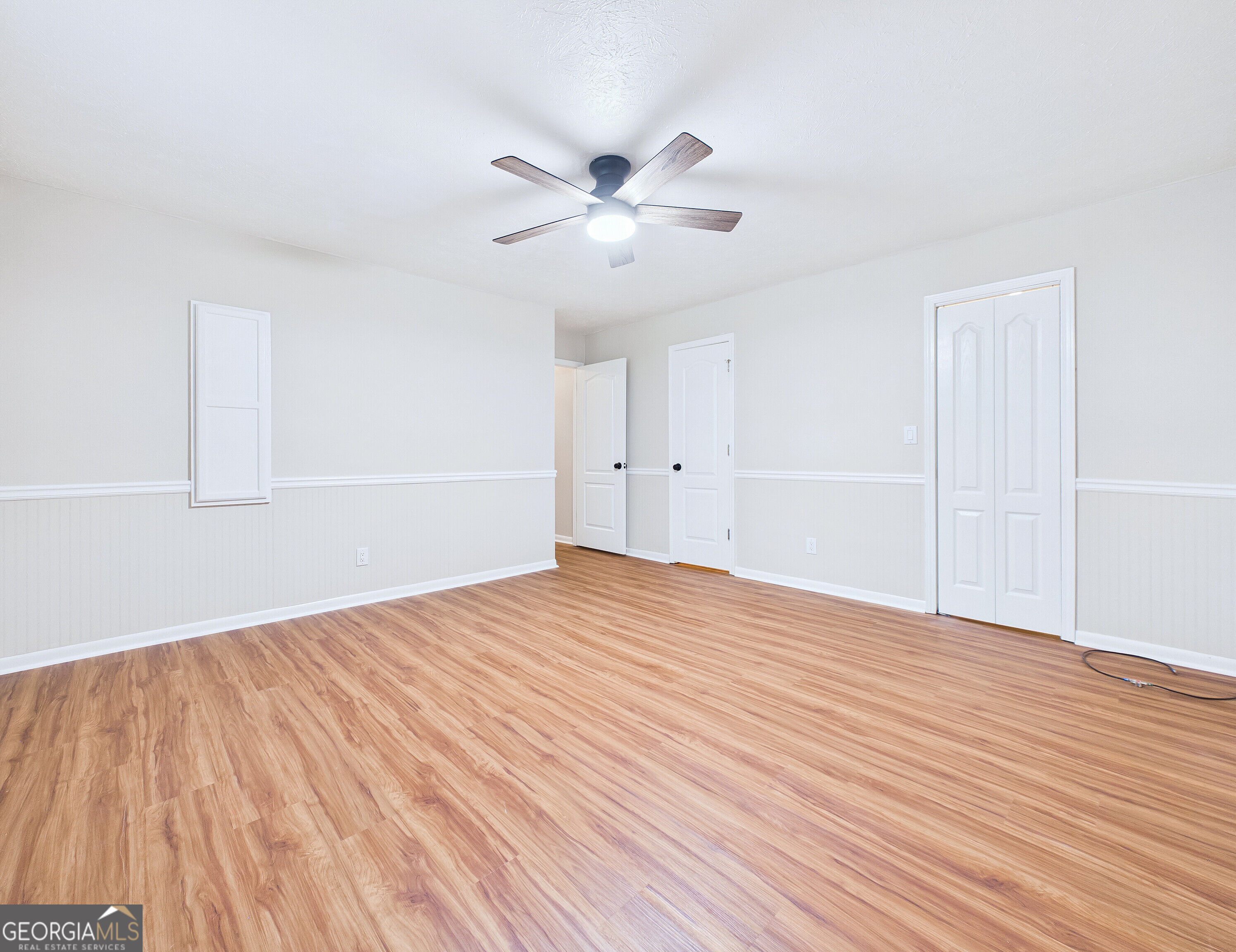 117 Lake Front Drive Property Photo 56