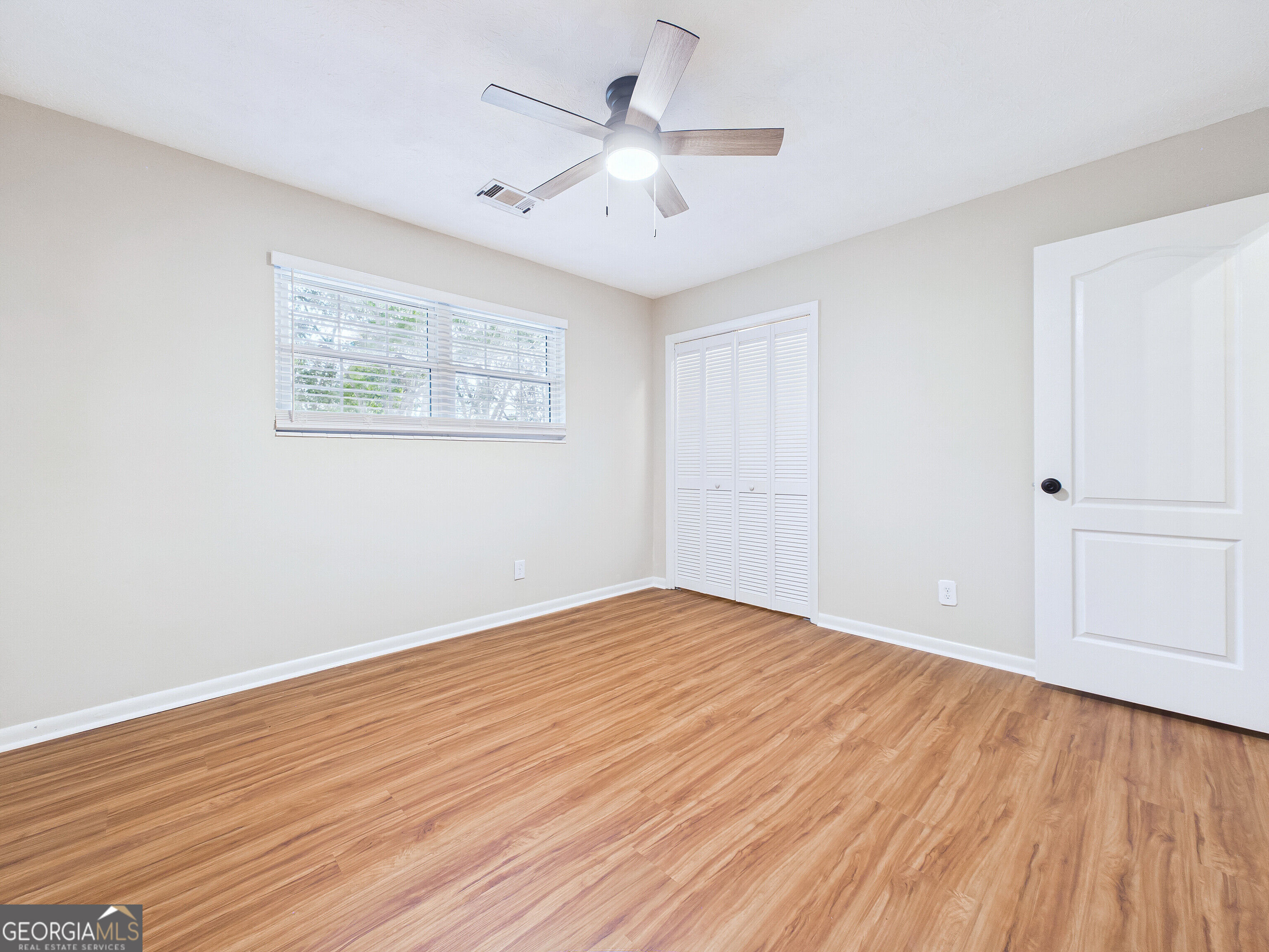 117 Lake Front Drive Property Photo 65