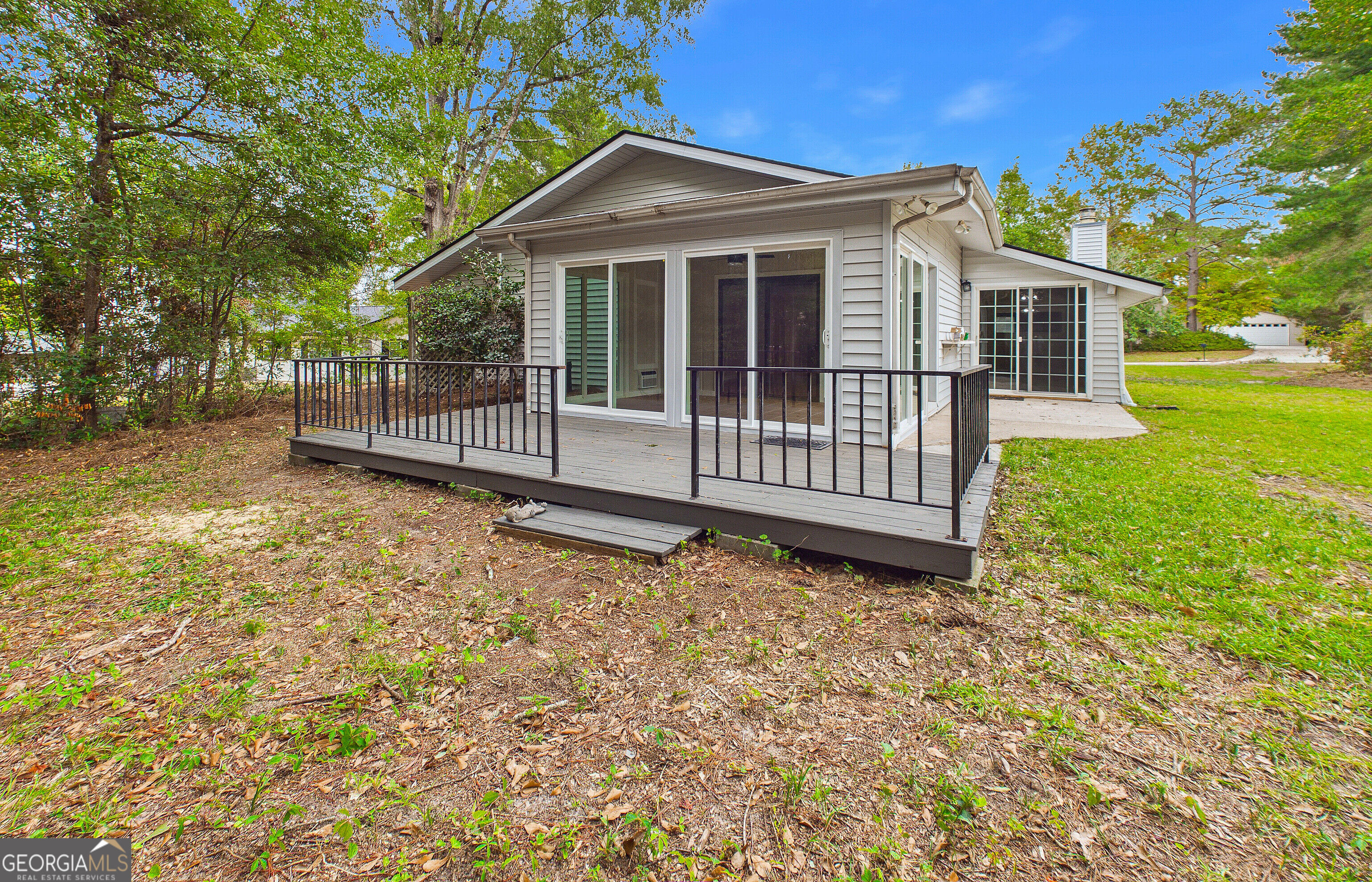 117 Lake Front Drive Property Photo 88