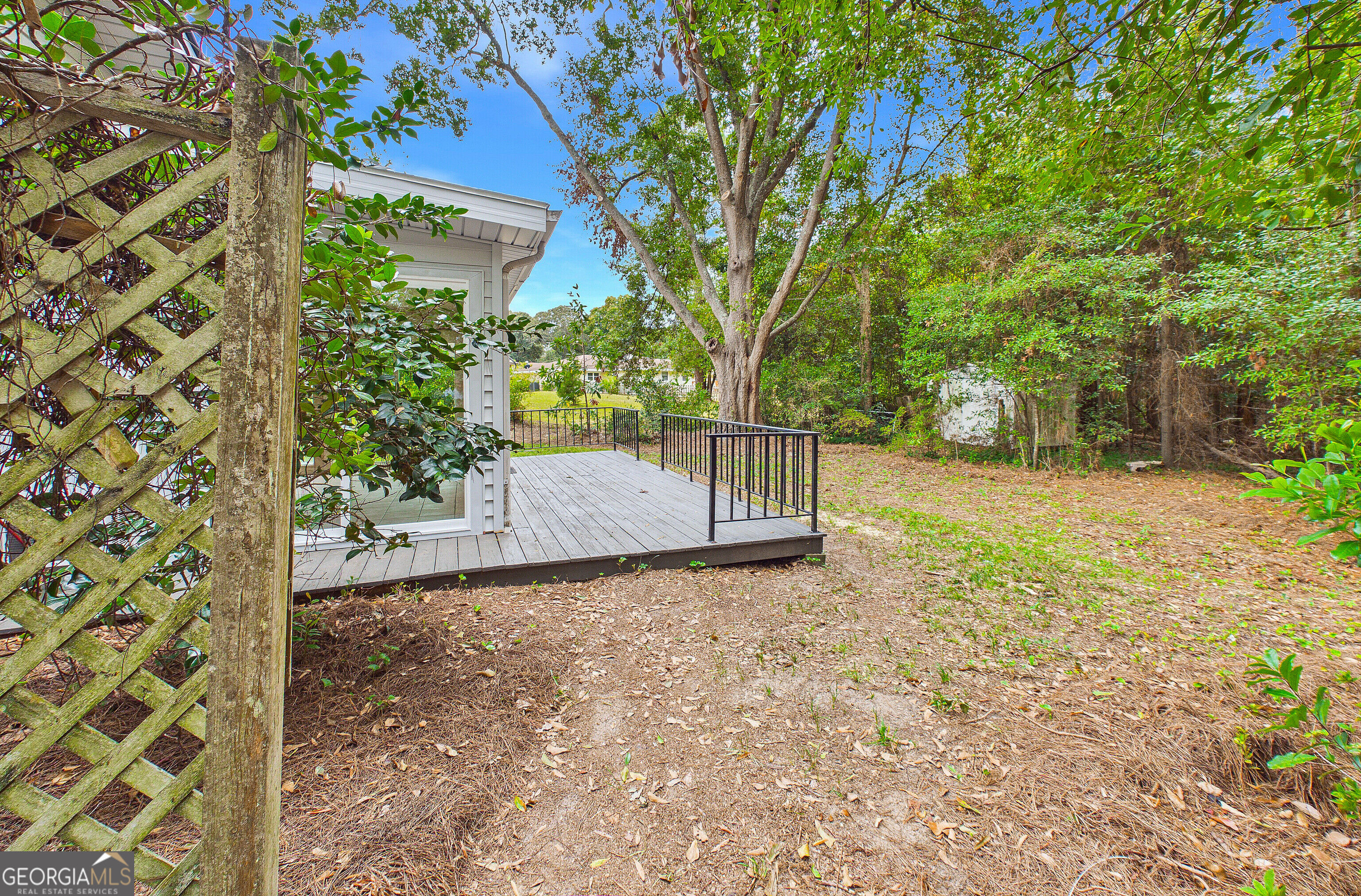 117 Lake Front Drive Property Photo 89