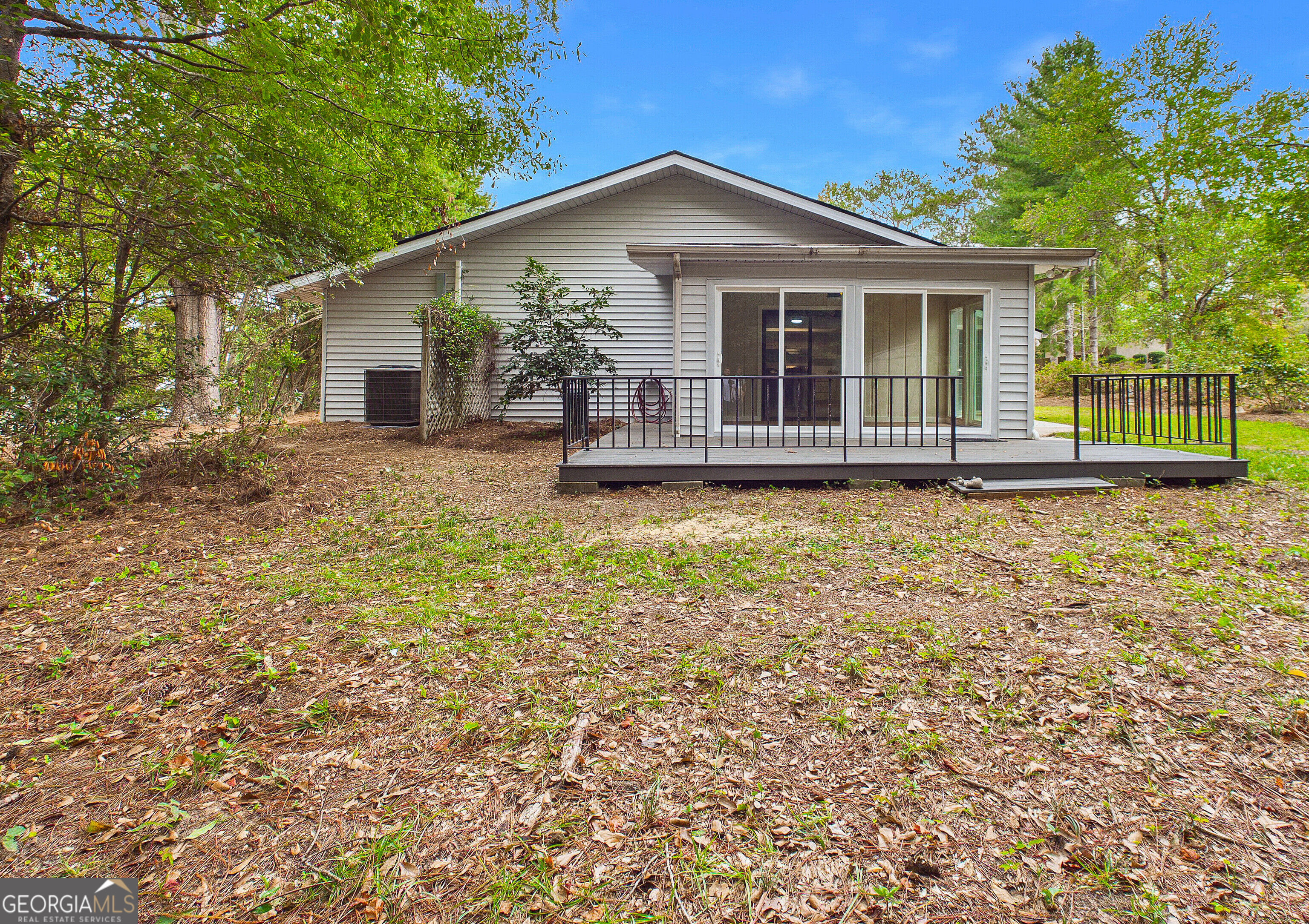 117 Lake Front Drive Property Photo 93