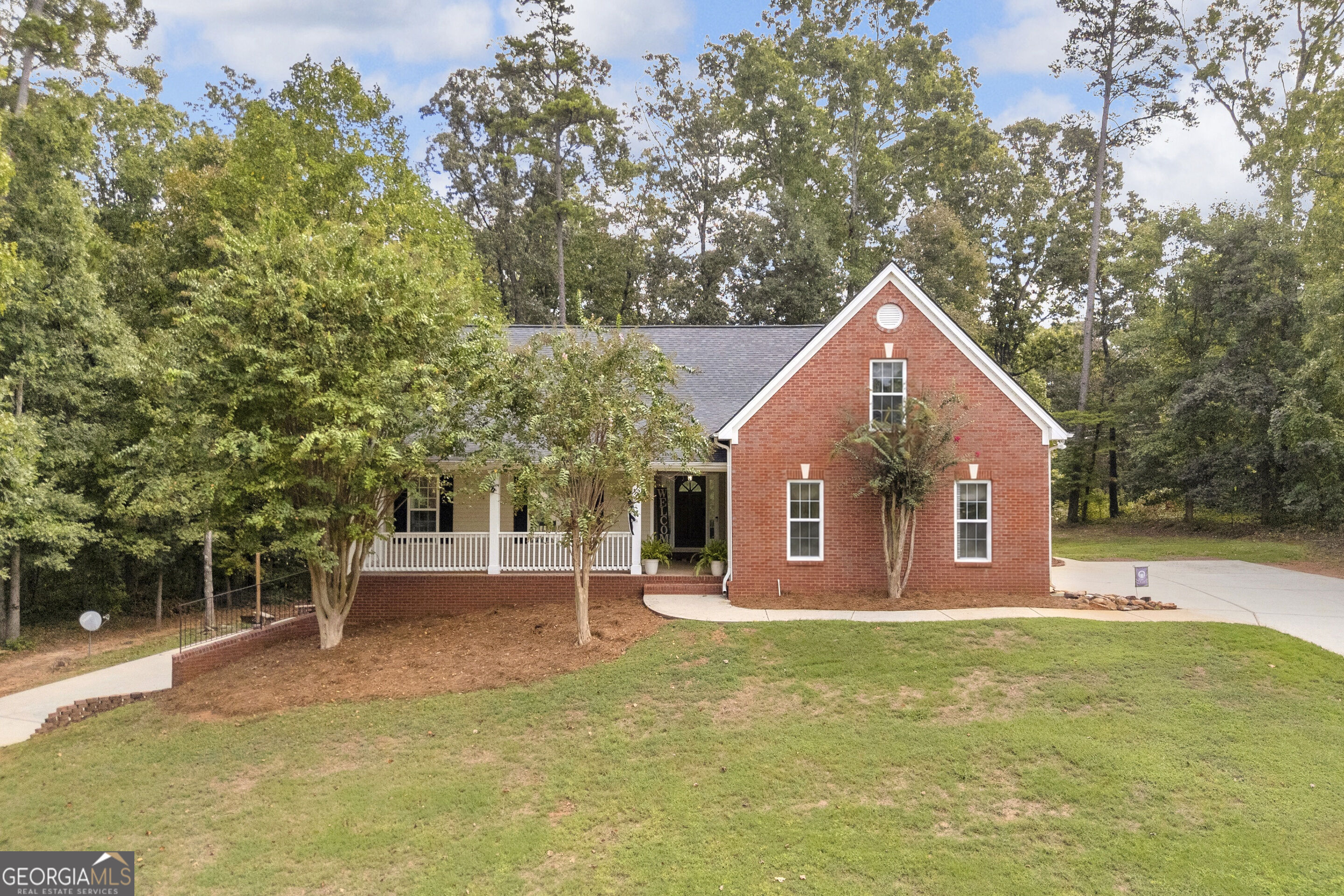 49 Thornhill Circle Property Photo 1