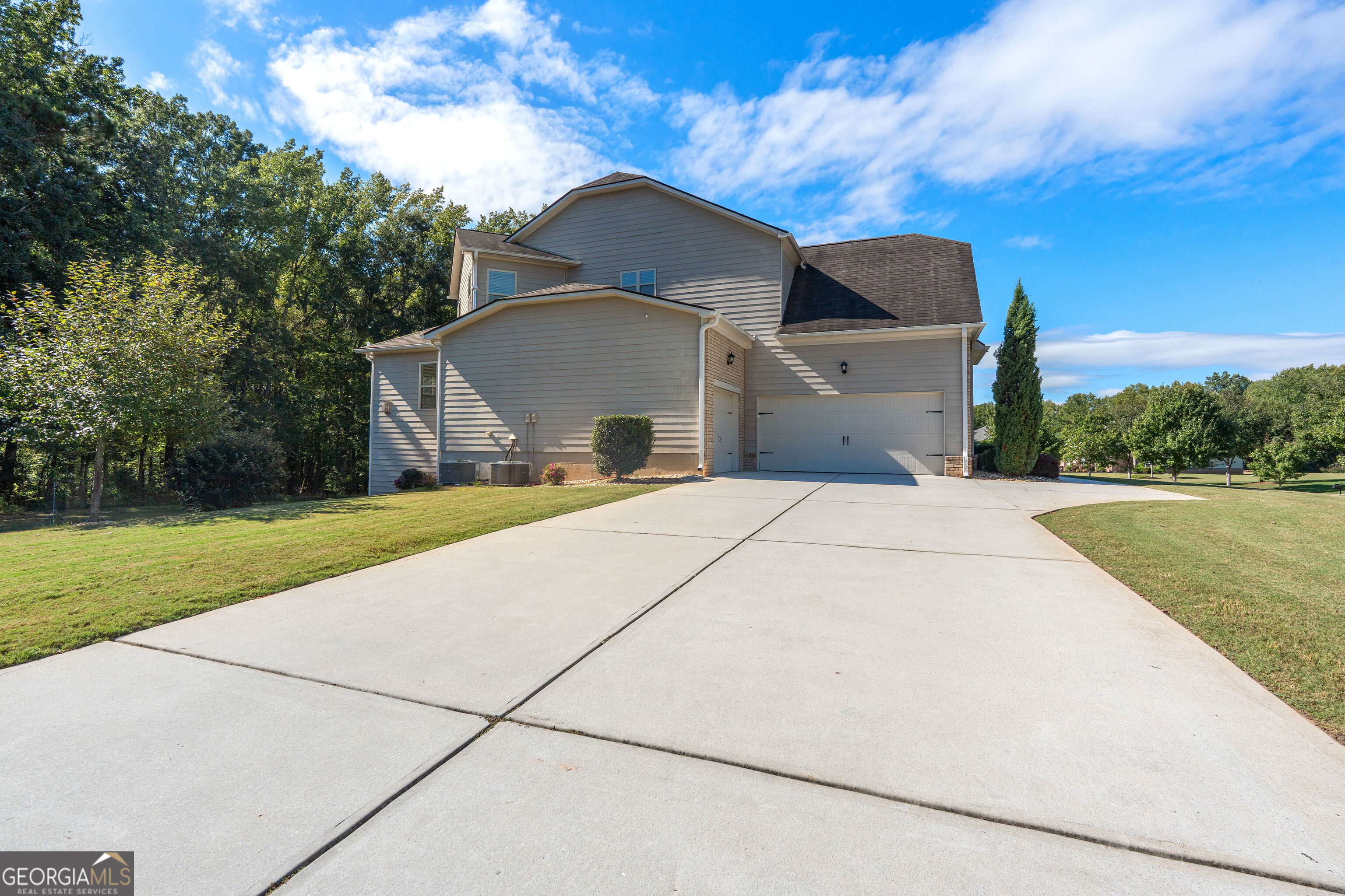 125 Bergen Drive Property Photo 4