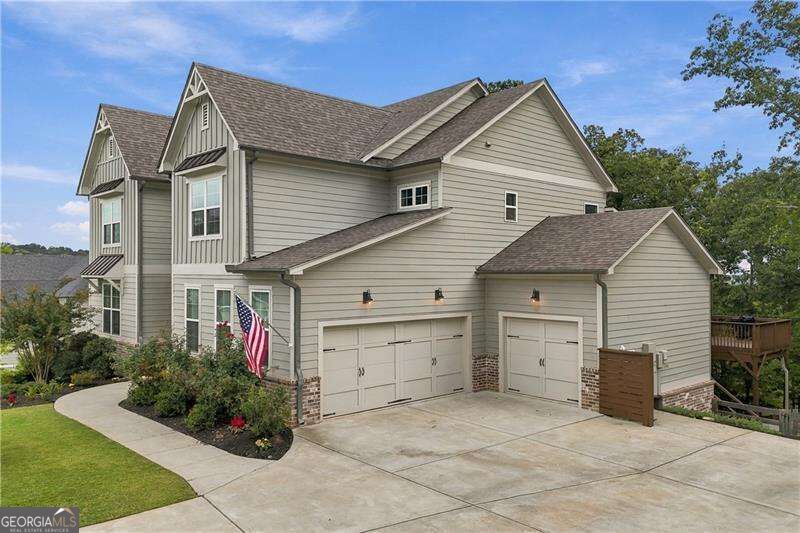 427 Parkbrook Way Property Photo 2